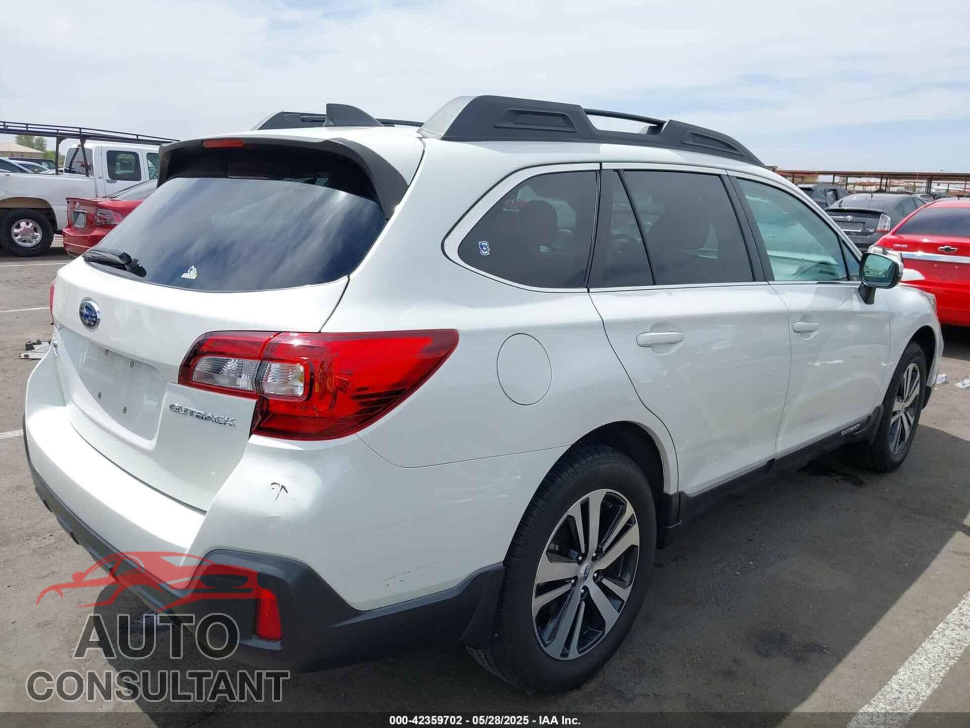 SUBARU OUTBACK 2018 - 4S4BSAKC4J3368709