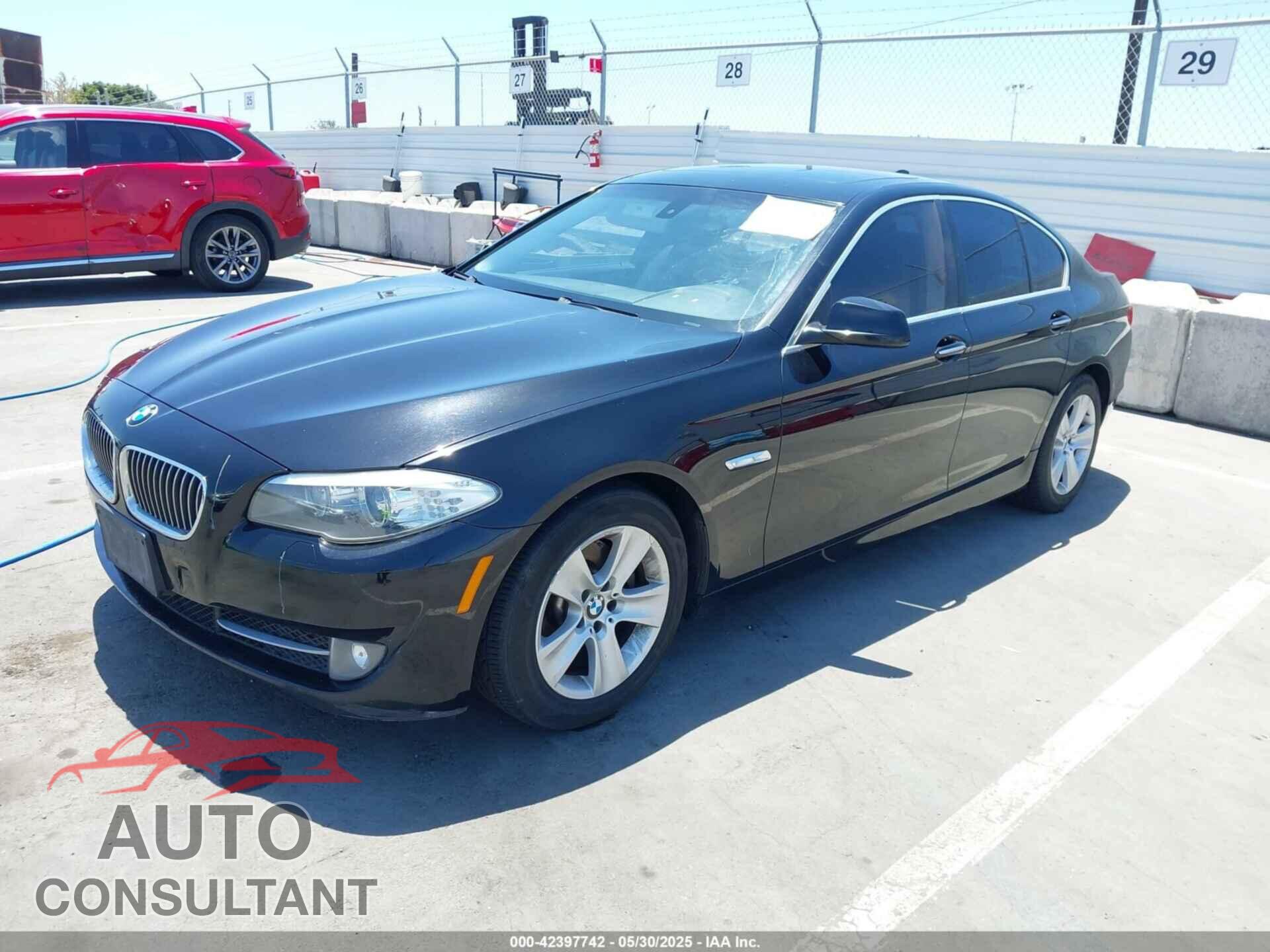BMW 528I 2013 - WBAXG5C57DD233609