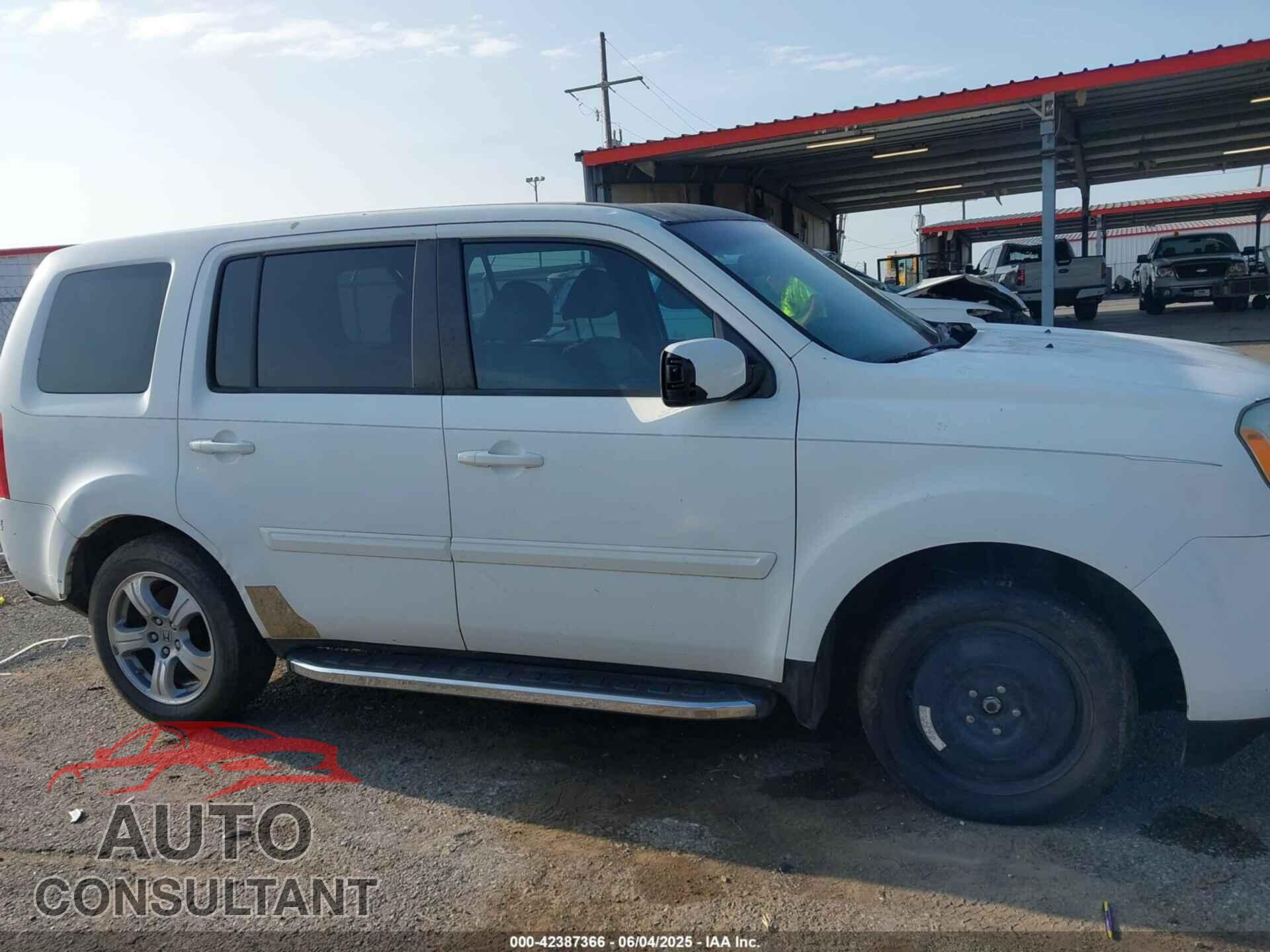 HONDA PILOT 2013 - 5FNYF3H62DB036193