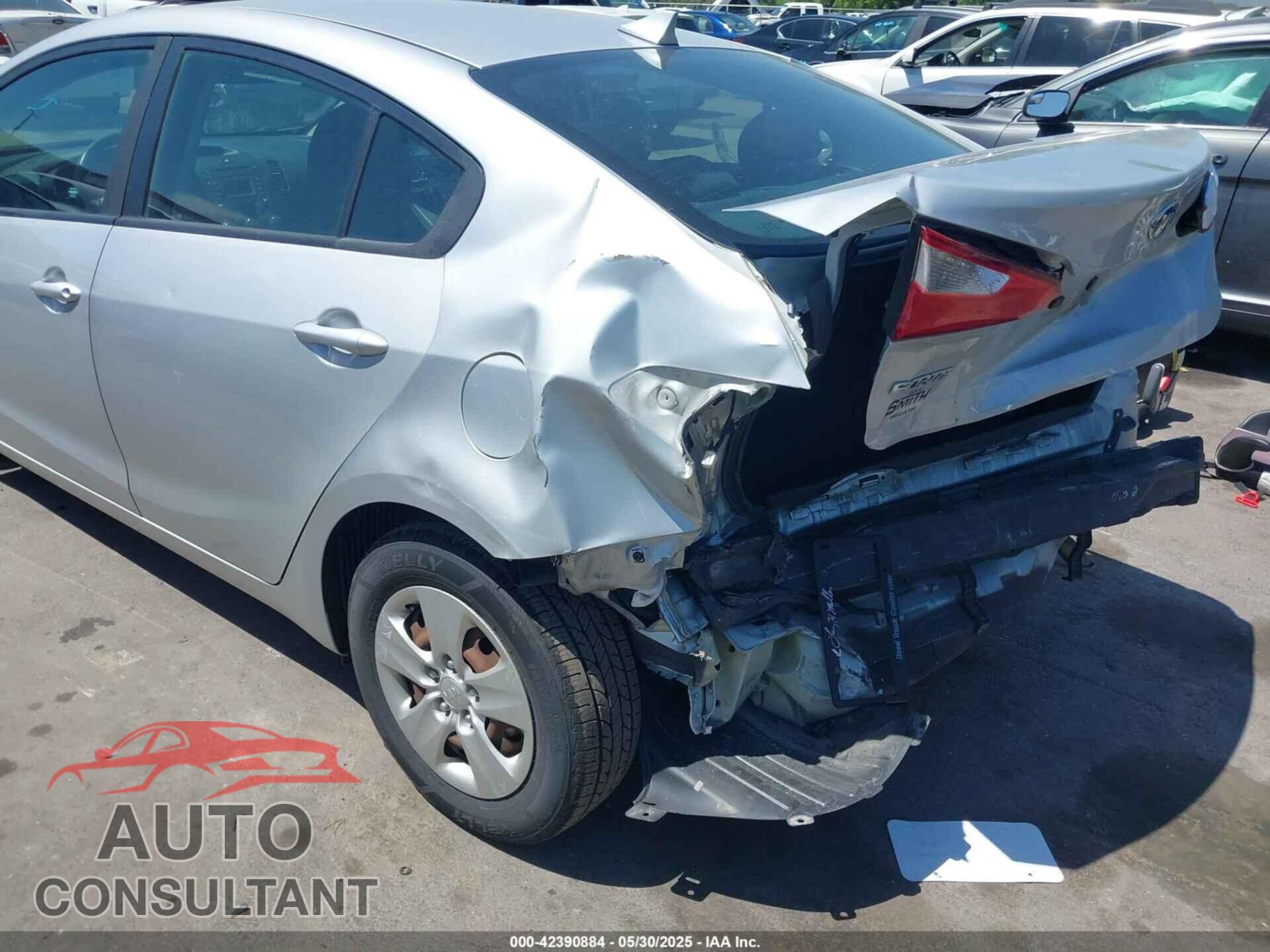 KIA FORTE 2016 - KNAFK4A67G5551423
