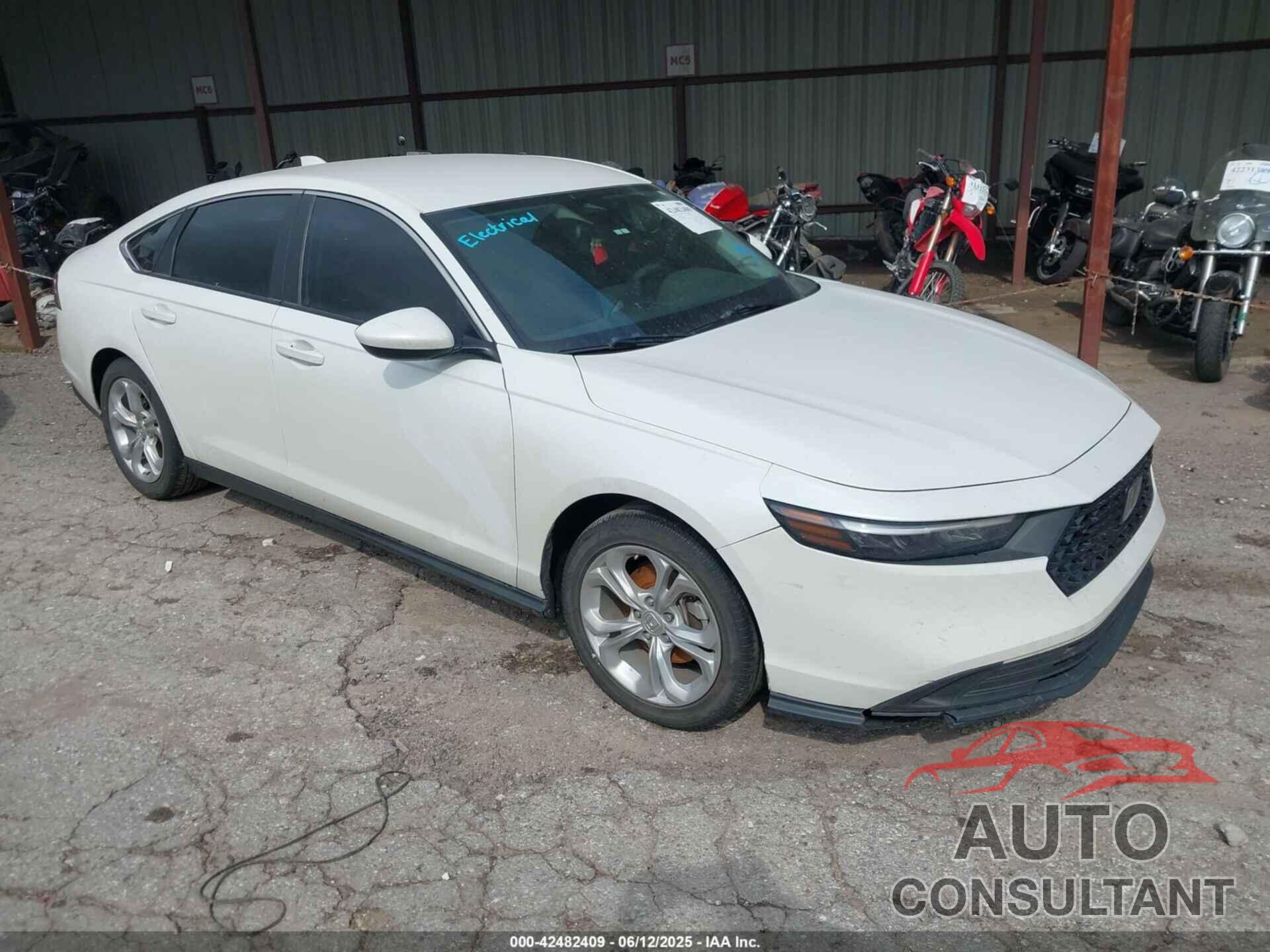 HONDA ACCORD 2023 - 1HGCY1F28PA010978