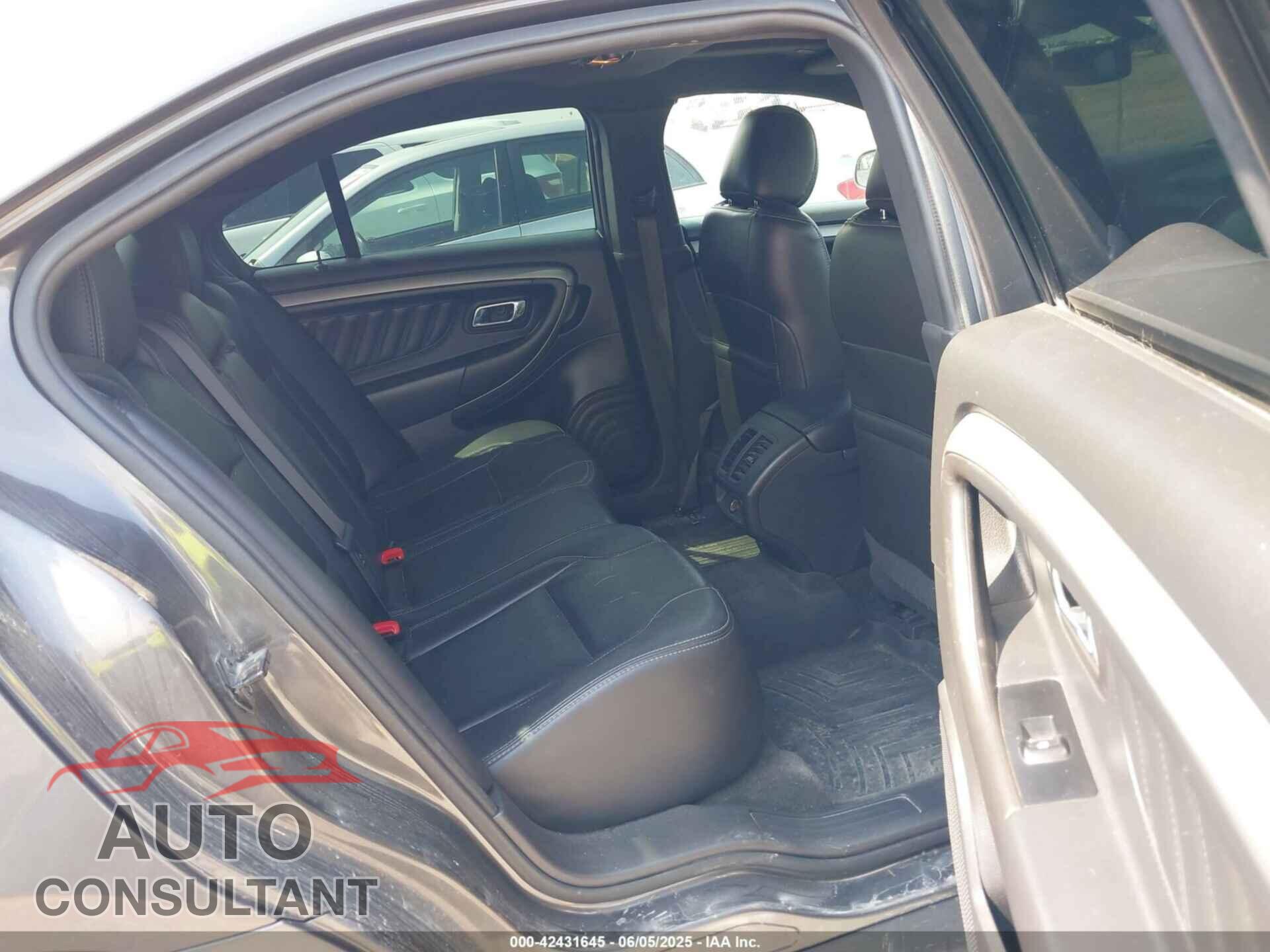 FORD TAURUS 2015 - 1FAHP2H81FG123199