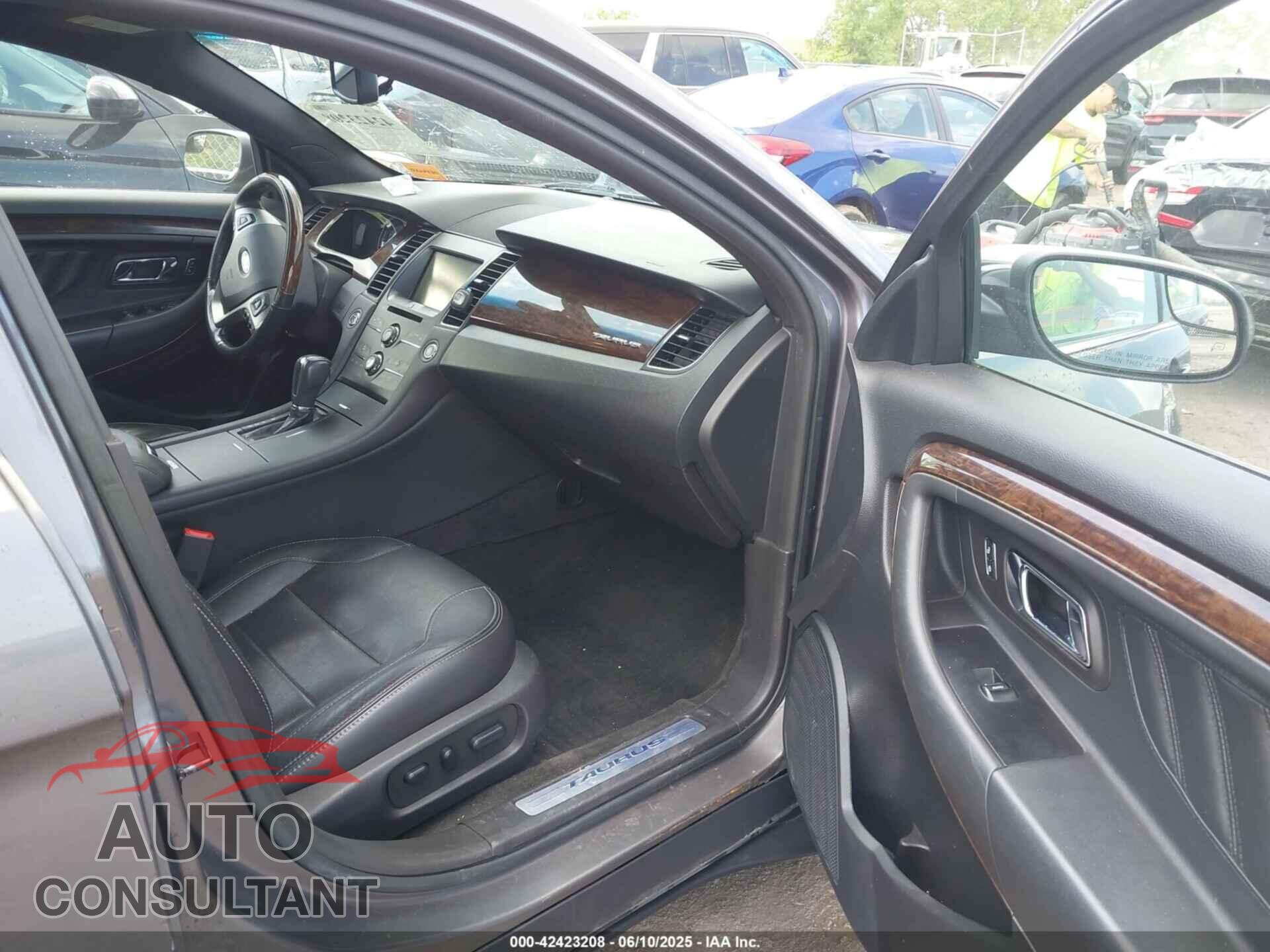 FORD TAURUS 2014 - 1FAHP2F86EG106240