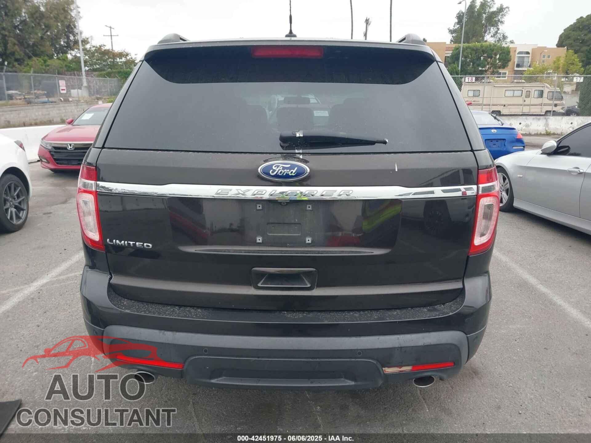 FORD EXPLORER 2013 - 1FM5K7F8XDGC61585