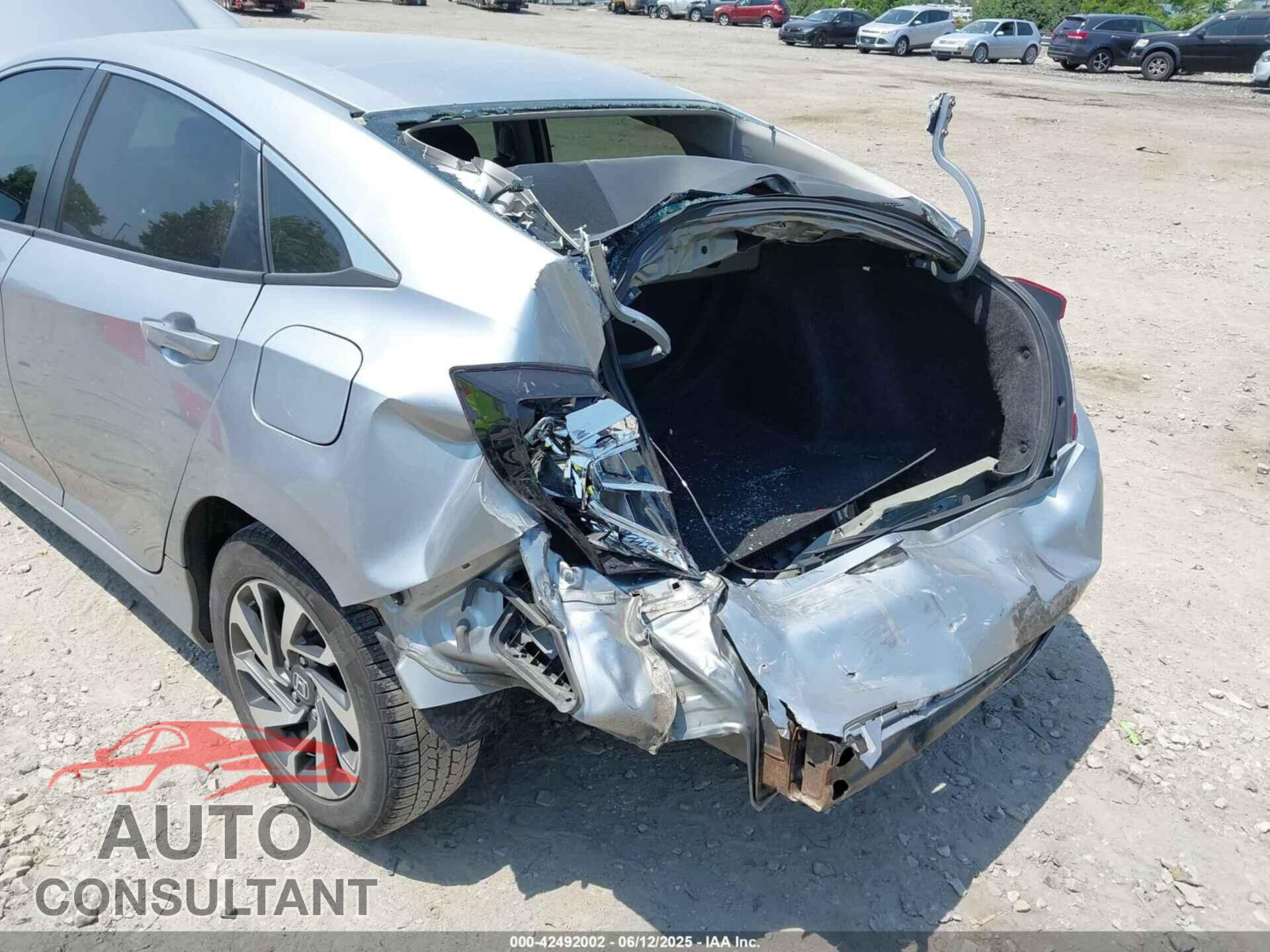 HONDA CIVIC 2016 - 19XFC2F77GE216429