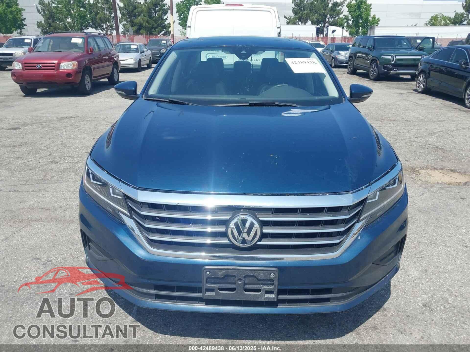 VOLKSWAGEN PASSAT 2021 - 1VWSA7A33MC007887