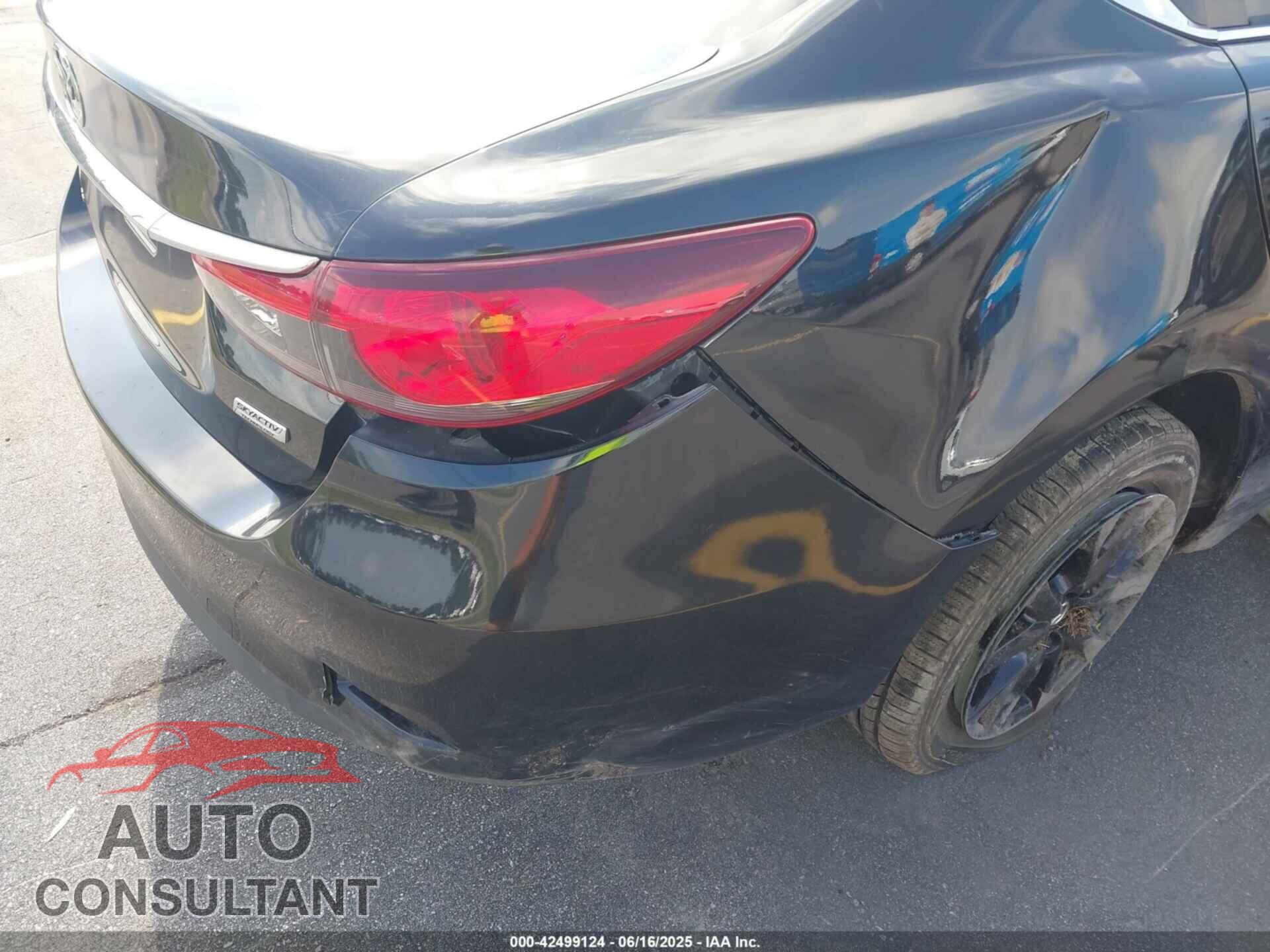 MAZDA MAZDA6 2017 - JM1GL1U52H1150019