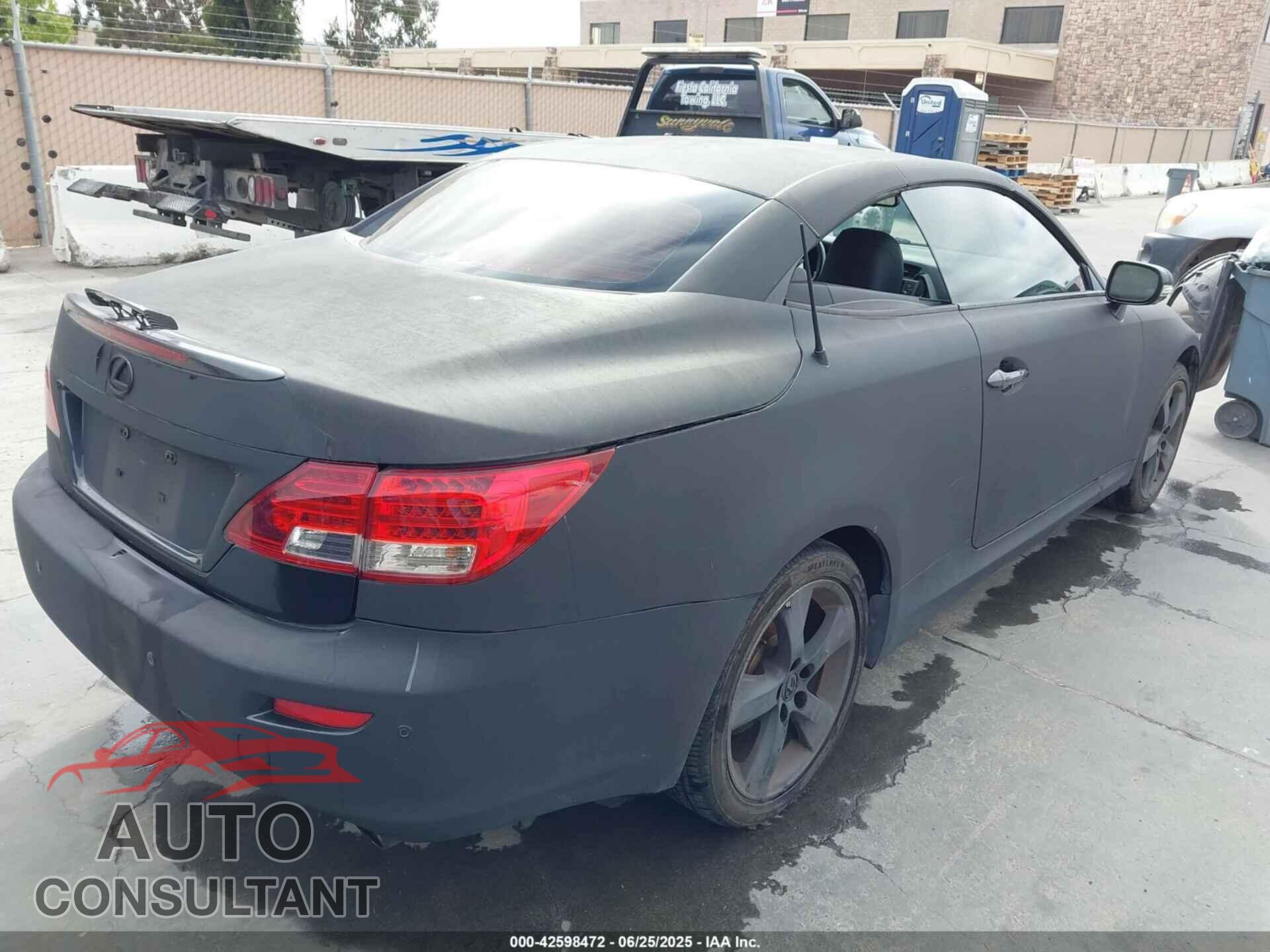 LEXUS IS 350C 2011 - JTHFE2C28B2505195