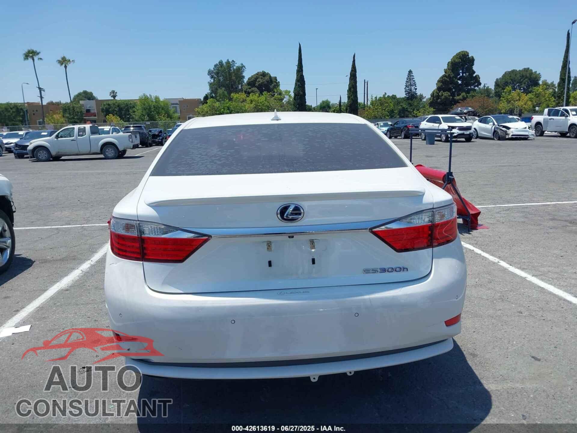 LEXUS ES 300H 2014 - JTHBW1GG8E2049408