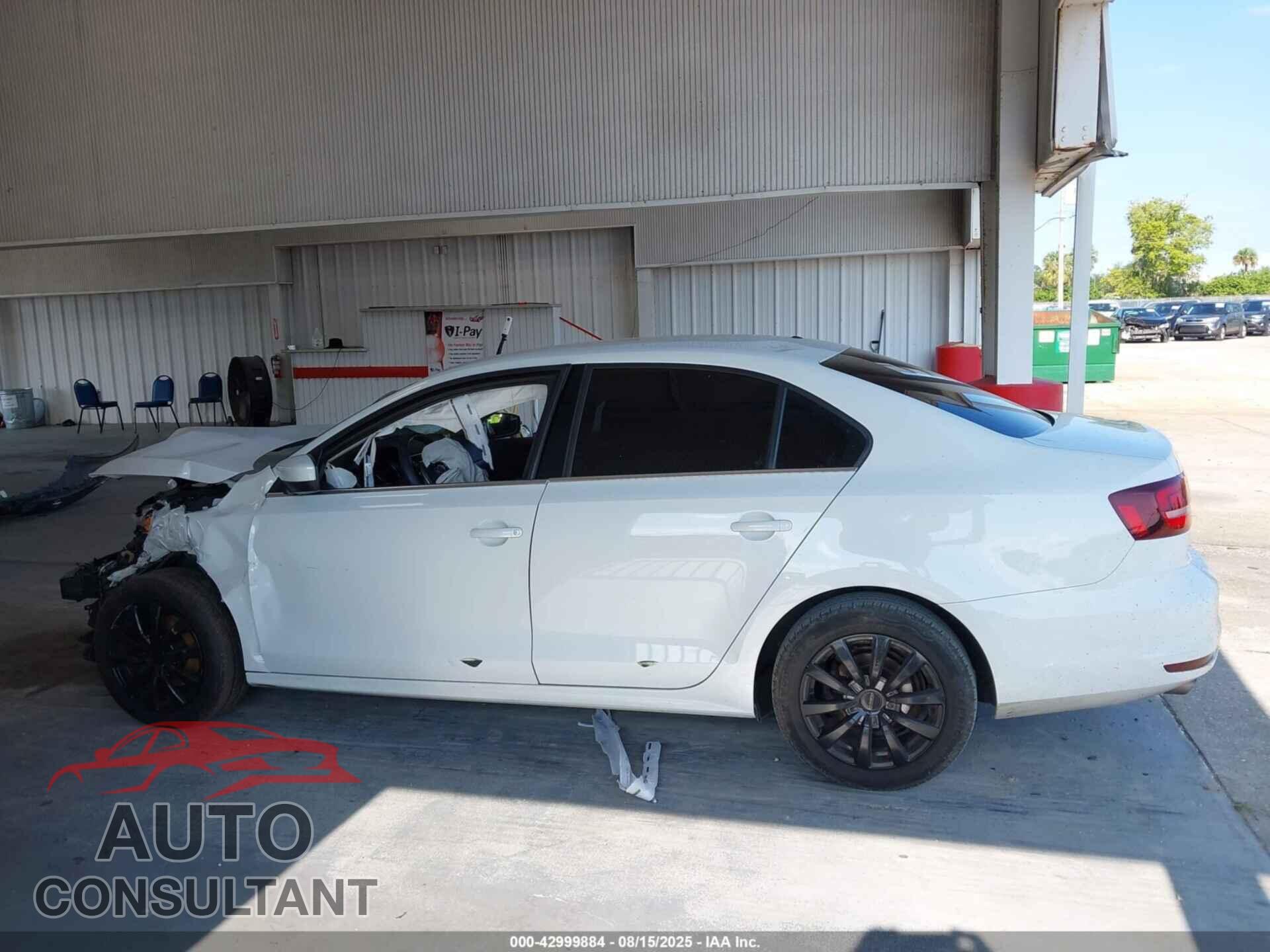 VOLKSWAGEN JETTA 2017 - 3VW2B7AJ9HM326033