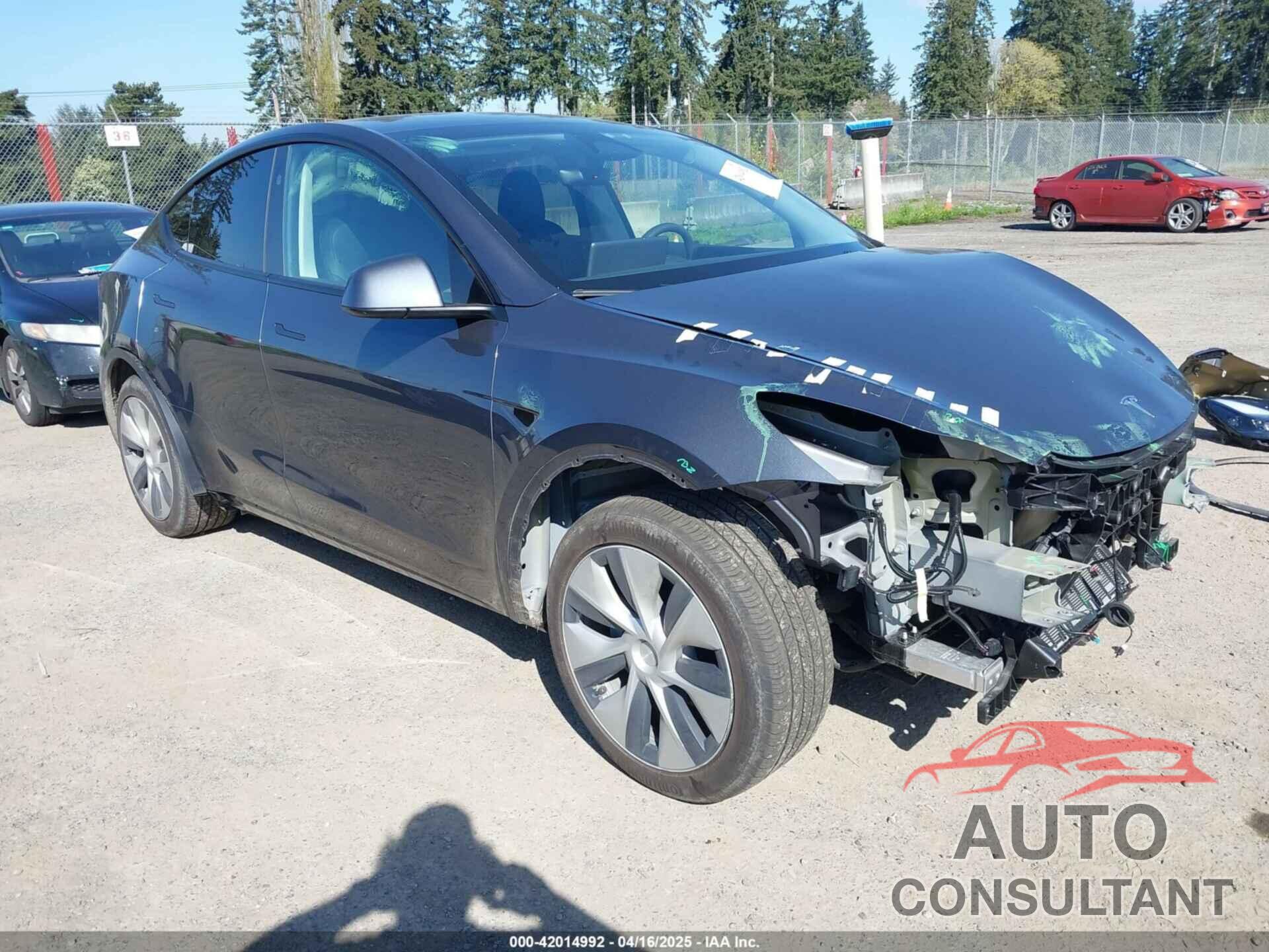 TESLA MODEL Y 2023 - 7SAYGDED8PF971084