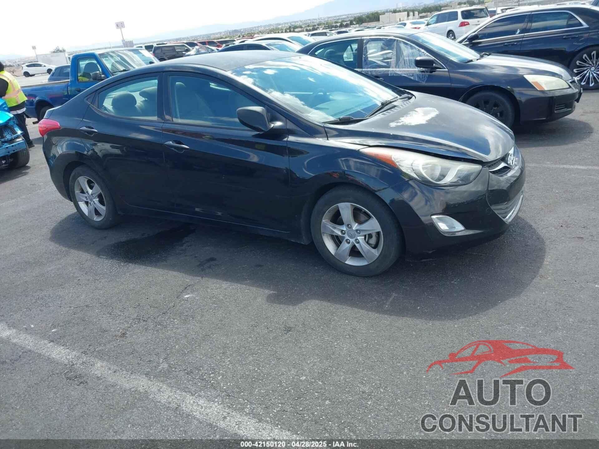 HYUNDAI ELANTRA 2013 - 5NPDH4AE2DH350444