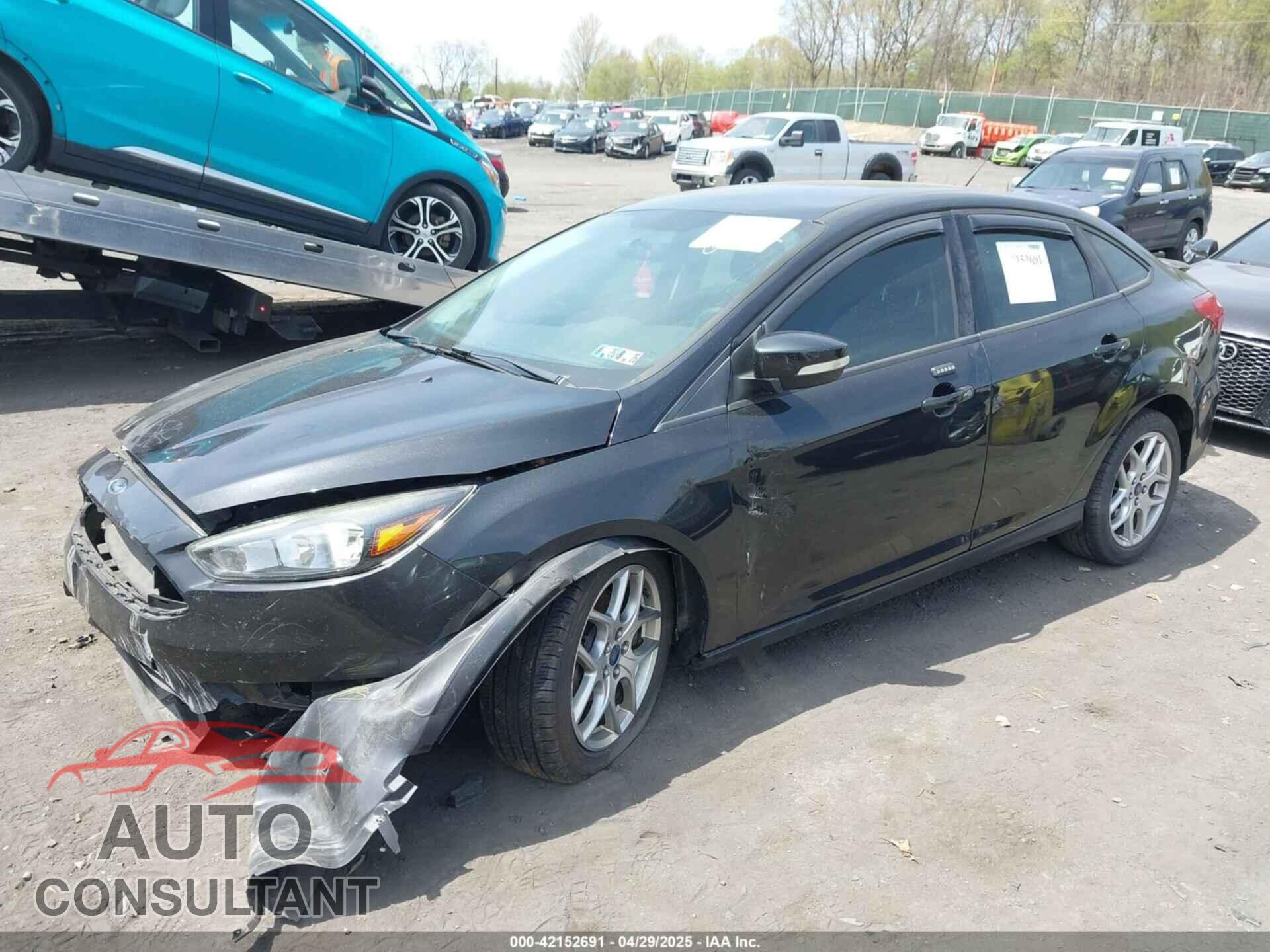 FORD FOCUS 2015 - 1FADP3F28FL338363