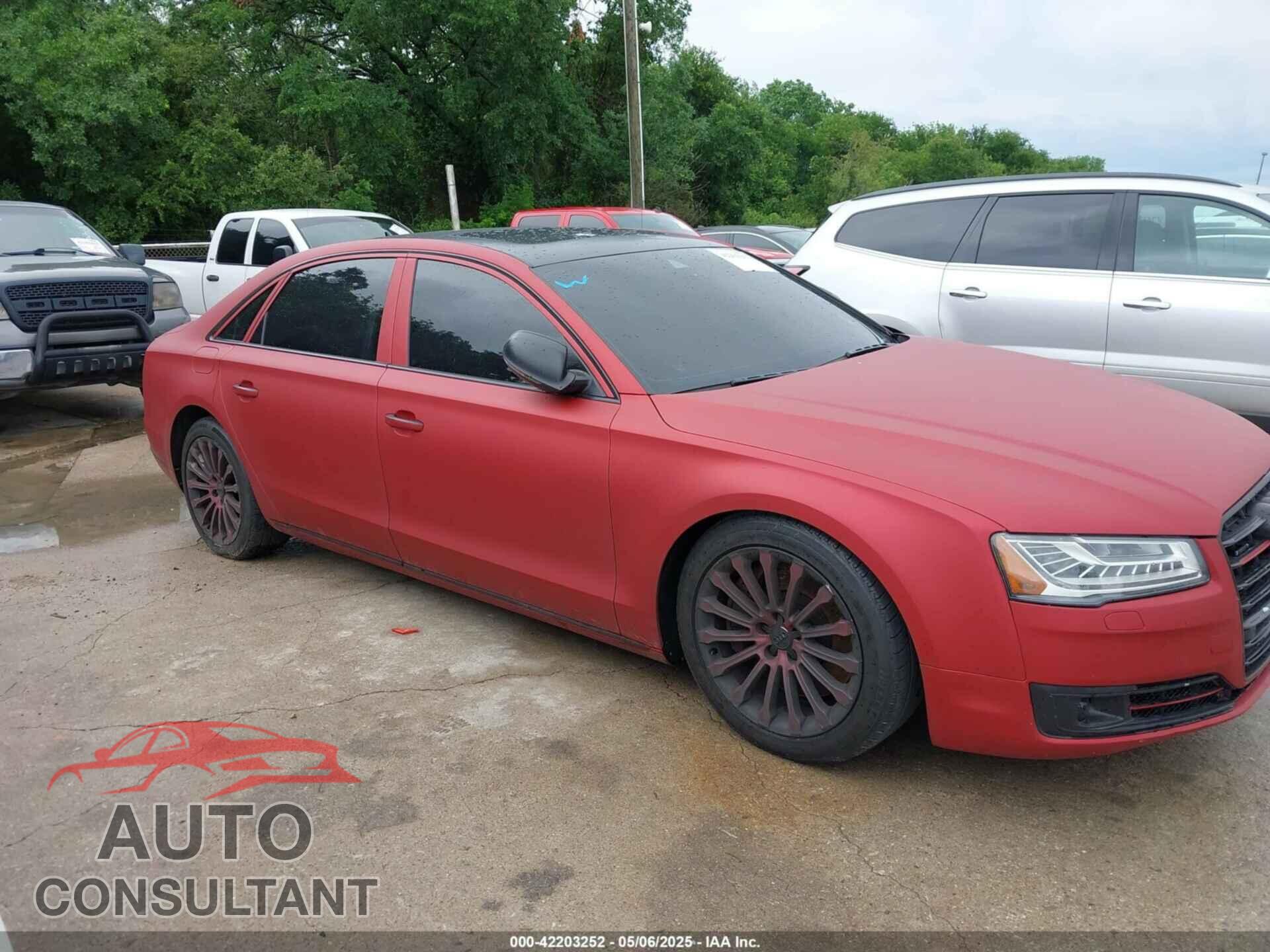 AUDI A8 L 2015 - WAU3GAFD2FN026195