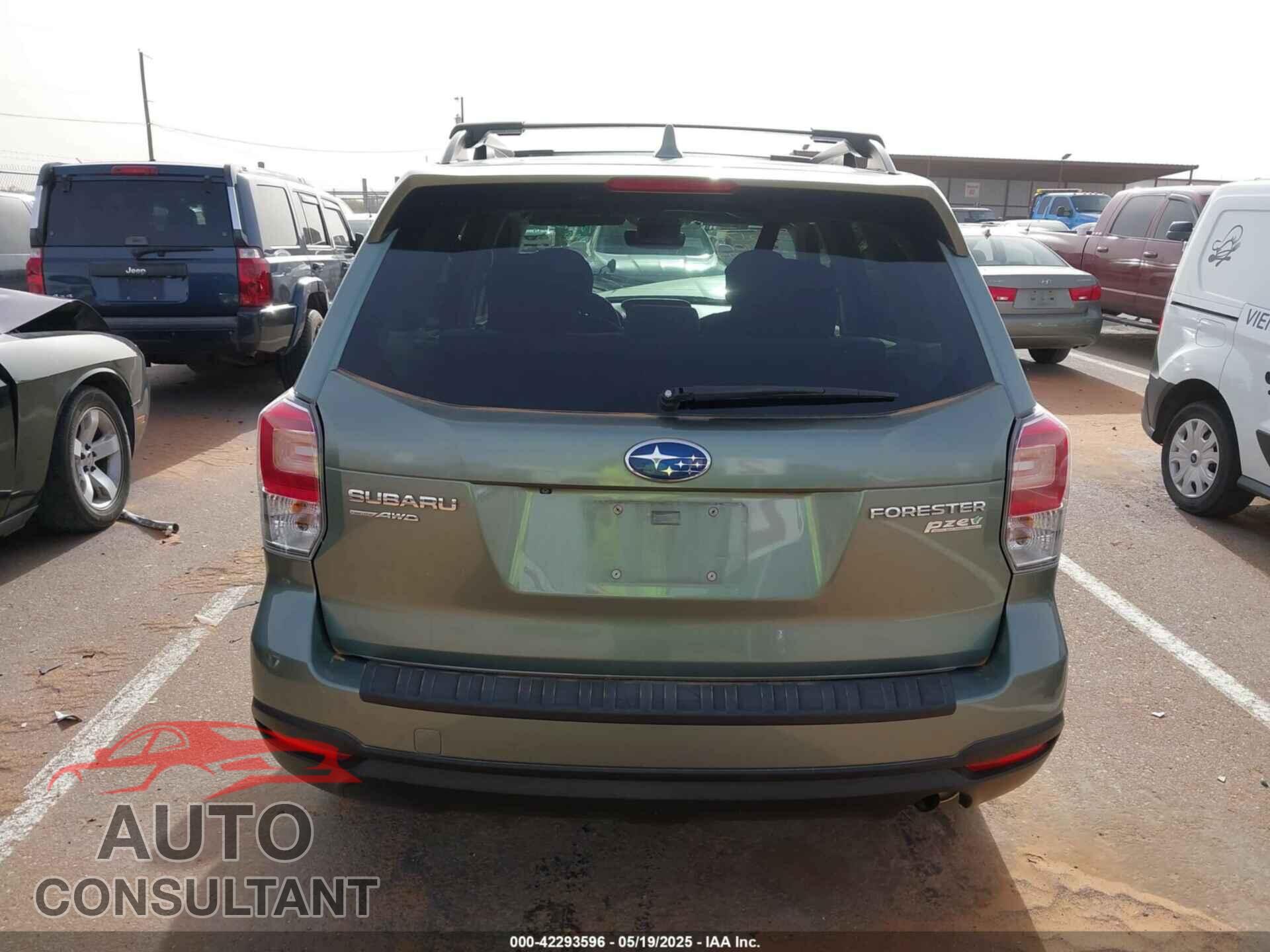 SUBARU FORESTER 2017 - JF2SJAEC1HH536890