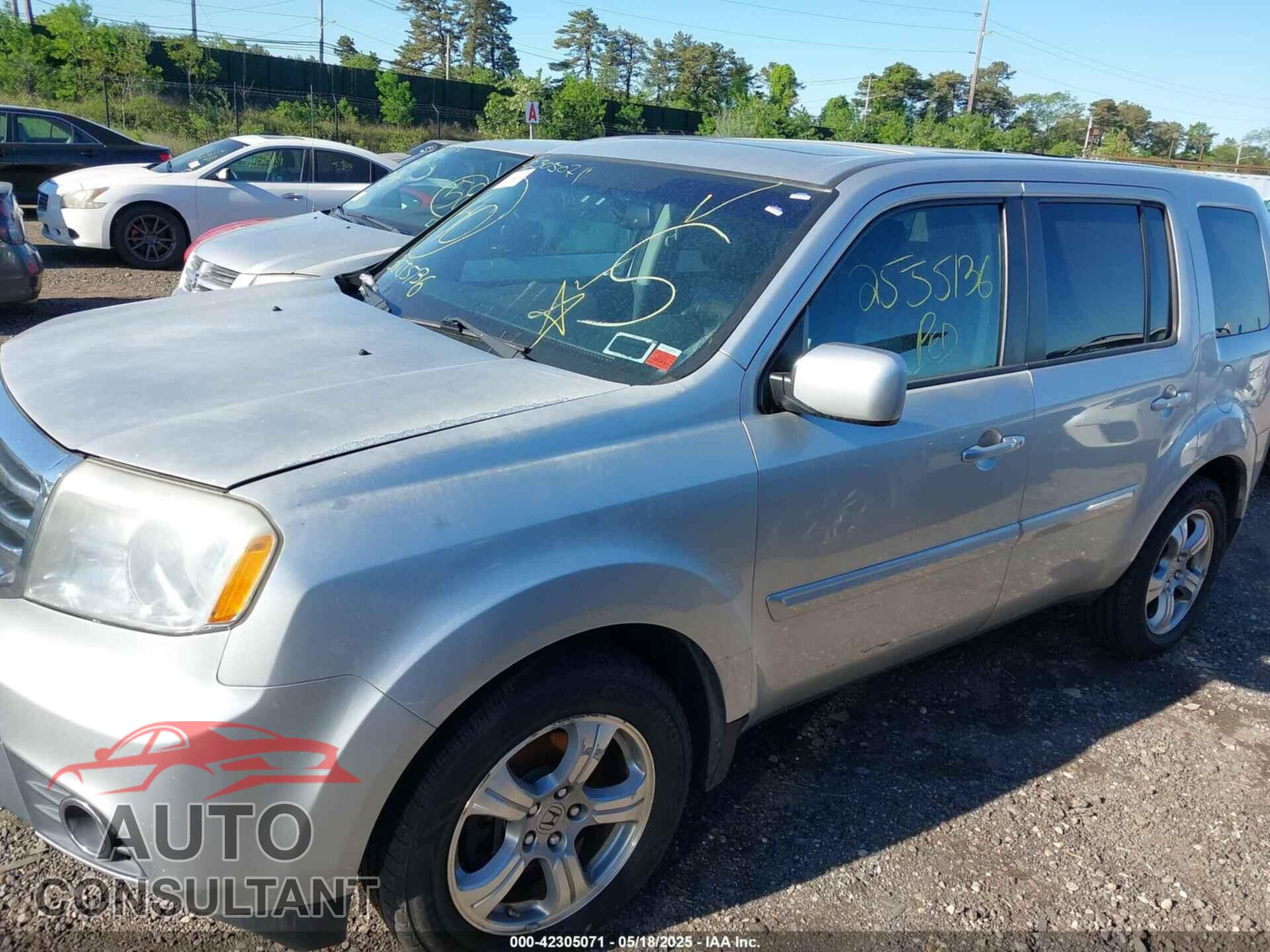 HONDA PILOT 2013 - 5FNYF4H54DB006416