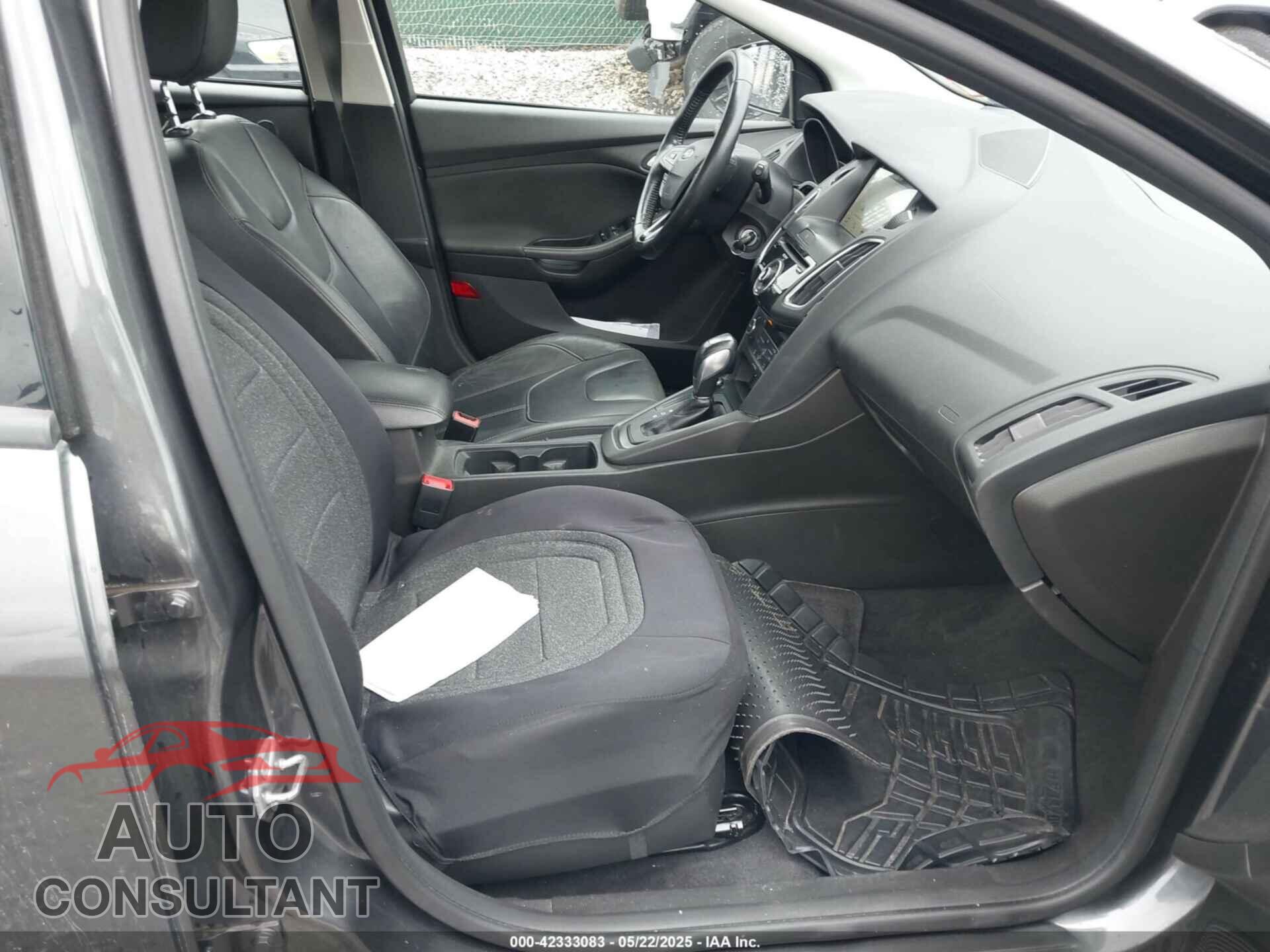 FORD FOCUS 2016 - 1FADP3K29GL370942