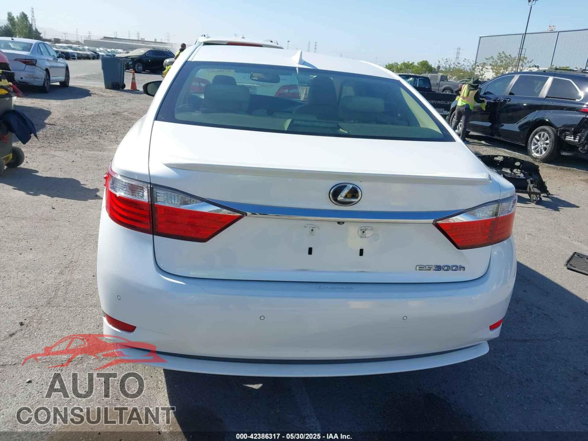 LEXUS ES 300H 2015 - JTHBW1GG9F2085576