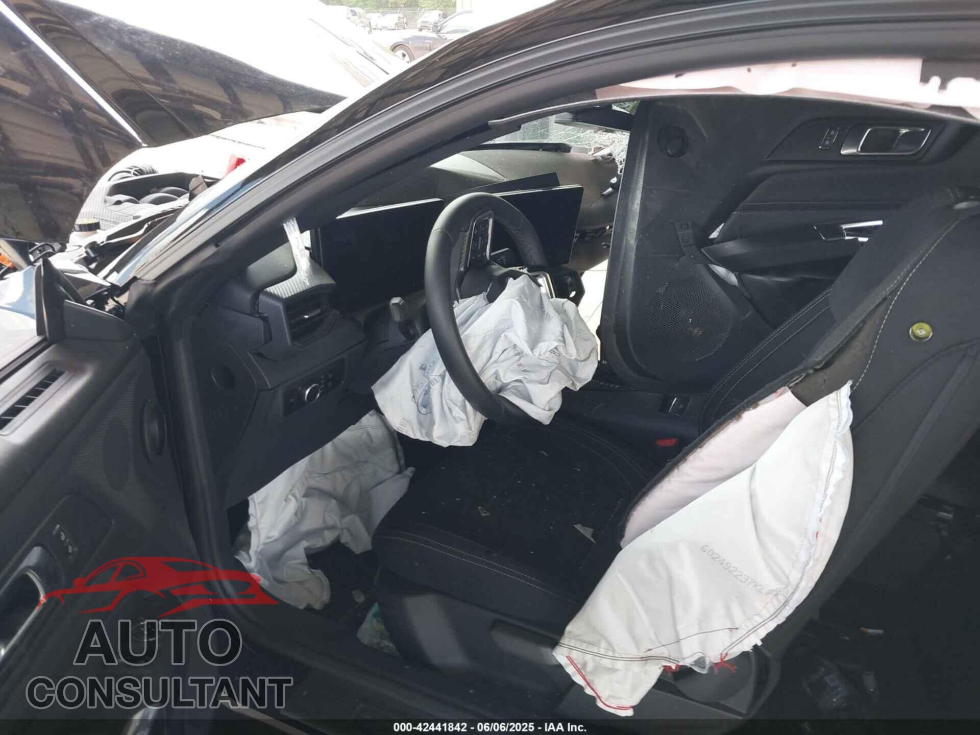FORD MUSTANG 2025 - 1FA6P8CF7S5400976