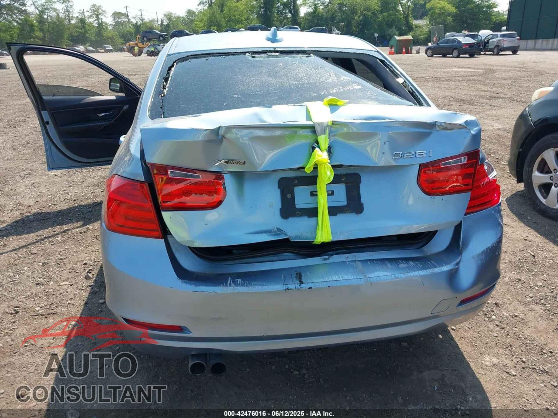BMW 3 SERIES 2013 - WBA3B3C53DF538496