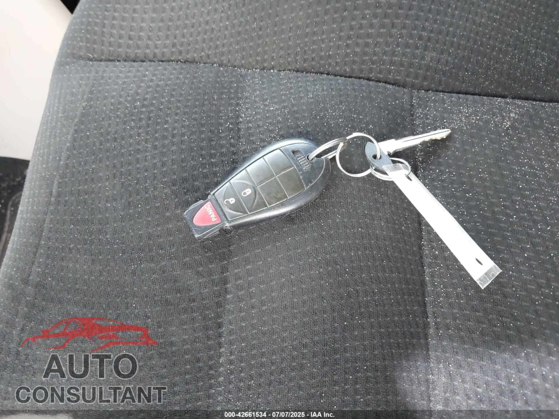DODGE GRAND CARAVAN 2015 - 2C4RDGBG2FR625870
