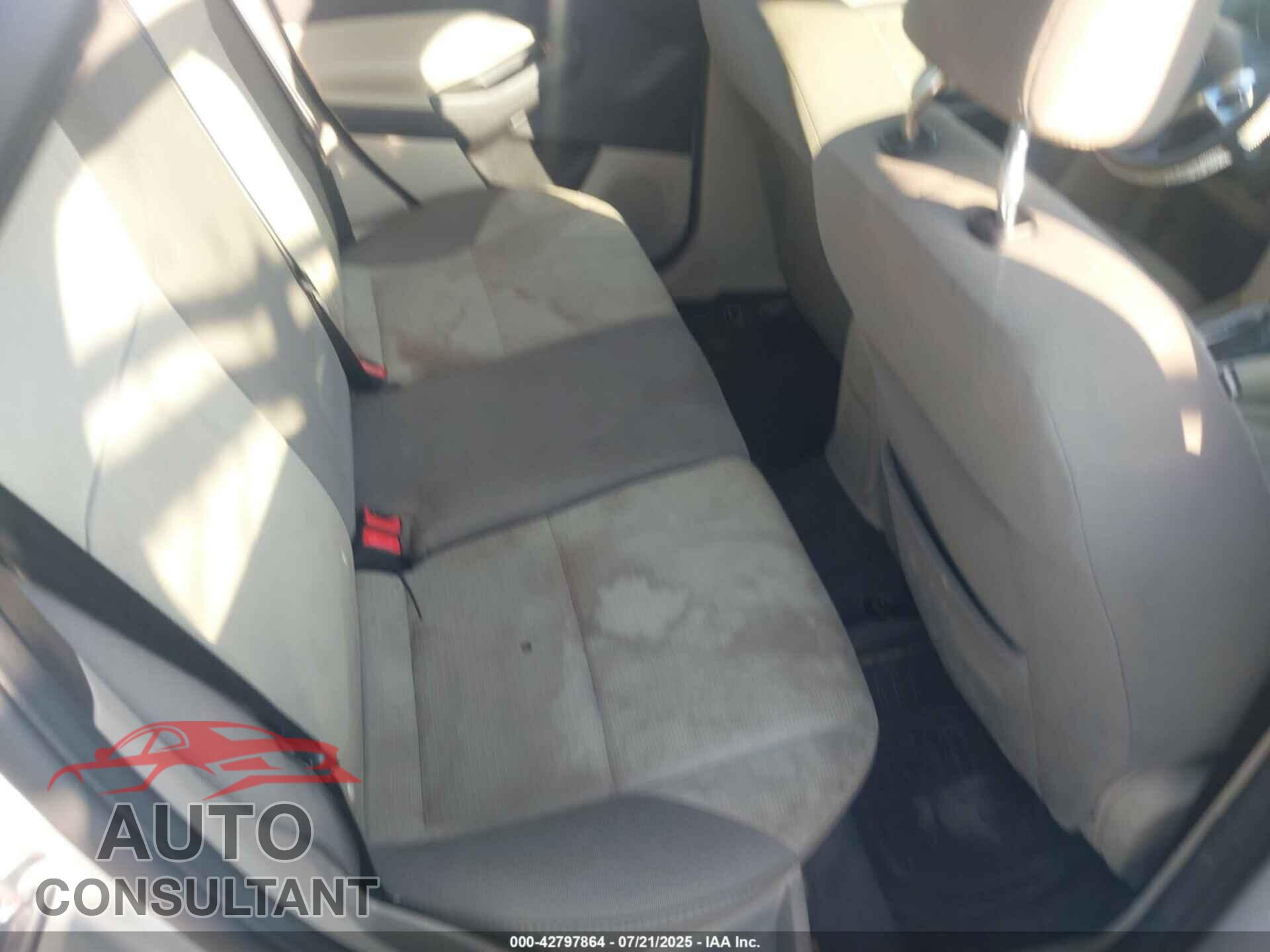FORD FOCUS 2012 - 1FAHP3K21CL346095