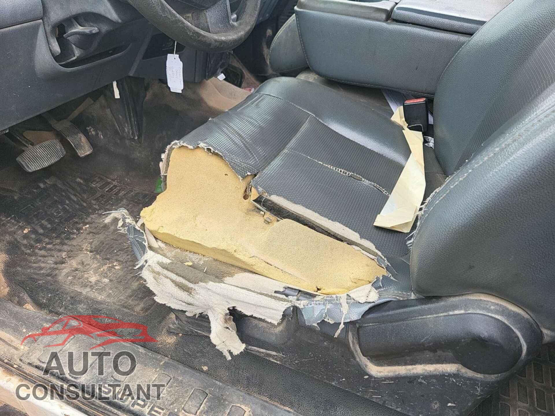 FORD F250 2013 - 1FT7X2B66DEA93543