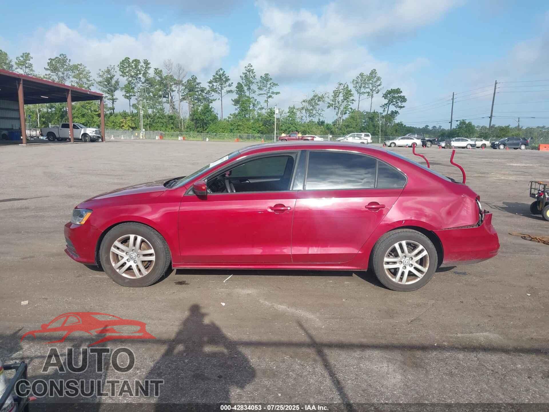 VOLKSWAGEN JETTA 2018 - 3VW2B7AJ4JM212480