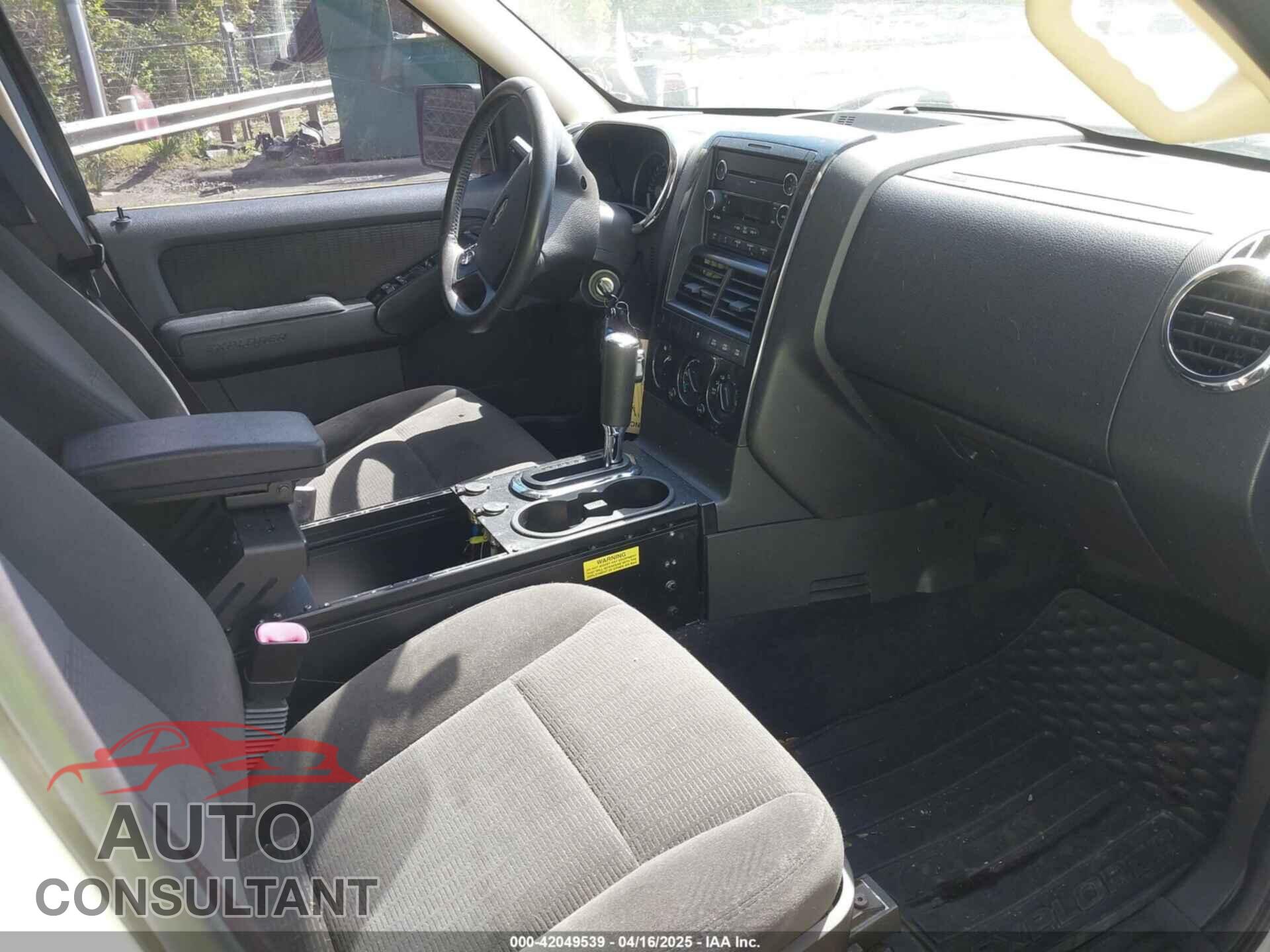 FORD EXPLORER 2010 - 1FMEU7DE7AUB16228