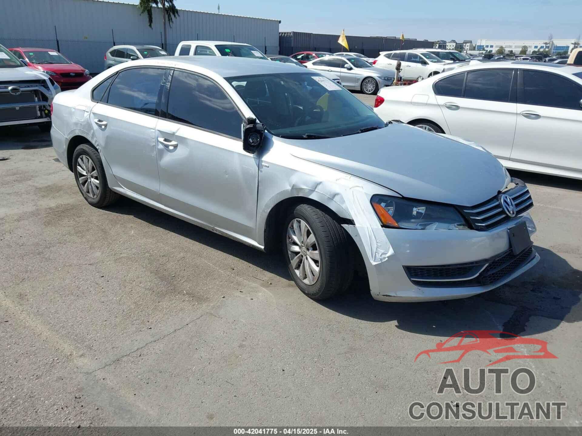 VOLKSWAGEN PASSAT 2015 - 1VWAT7A31FC022428