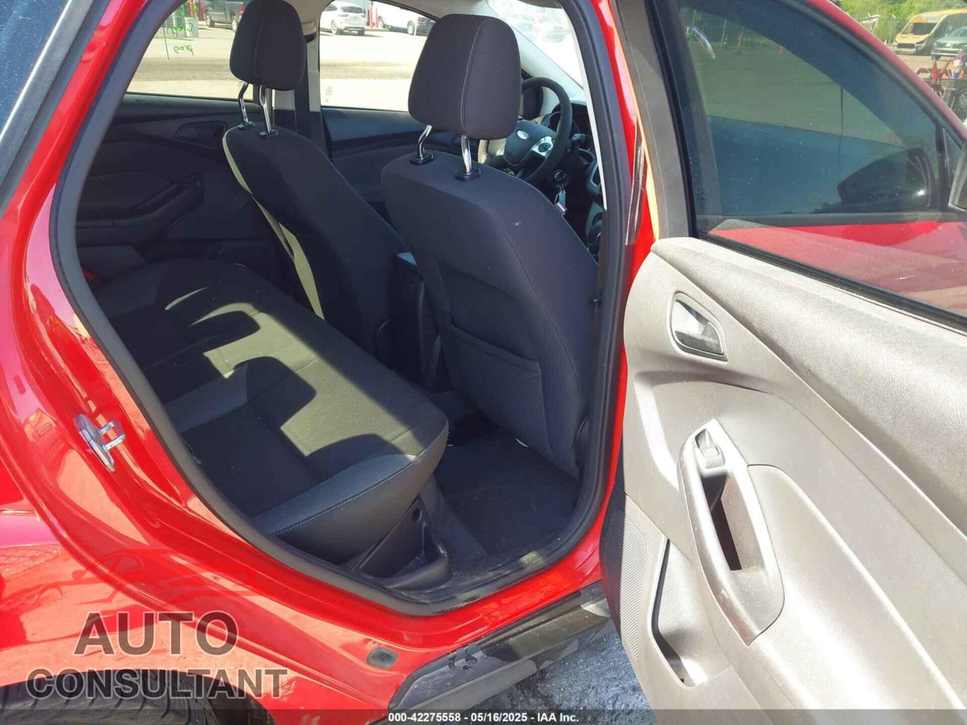 FORD FOCUS 2012 - 1FAHP3F29CL129226