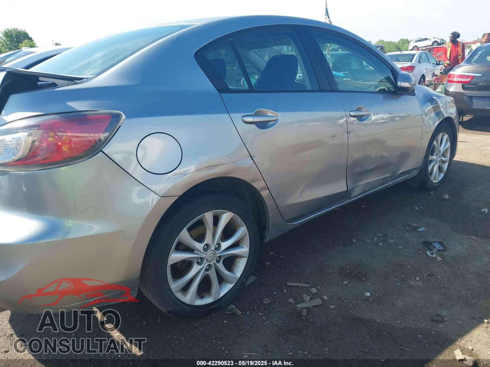 MAZDA MAZDA3 2010 - JM1BL1S68A1101855