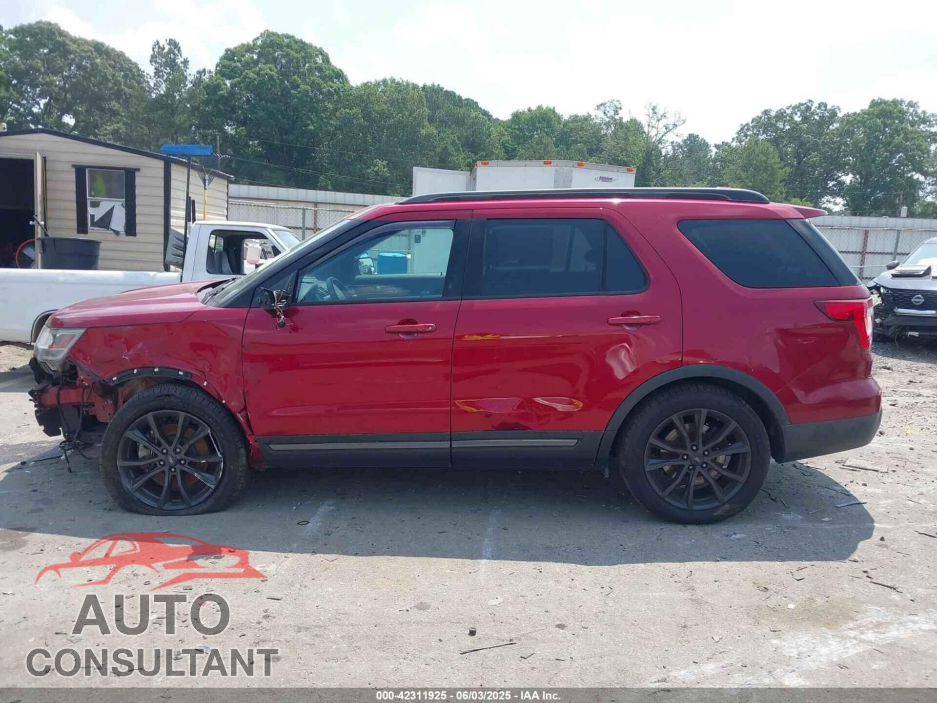 FORD EXPLORER 2017 - 1FM5K7D84HGE18438