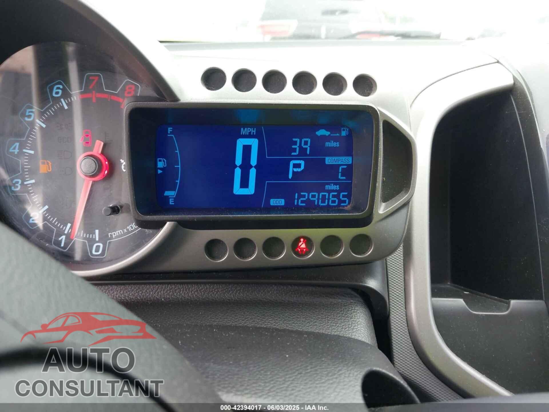 CHEVROLET SONIC 2014 - 1G1JE5SB9E4220103