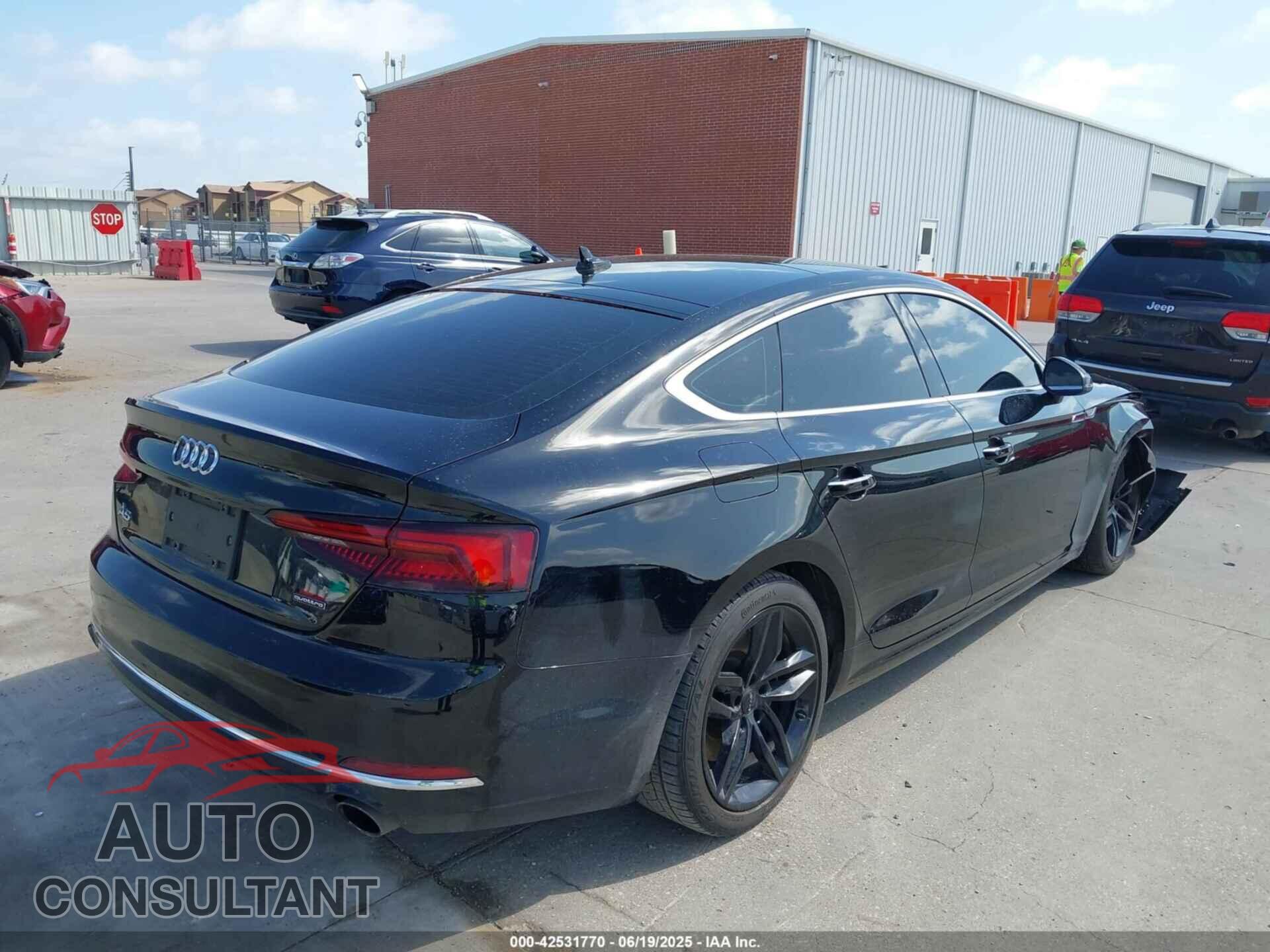 AUDI A5 2019 - WAUANCF59KA053414