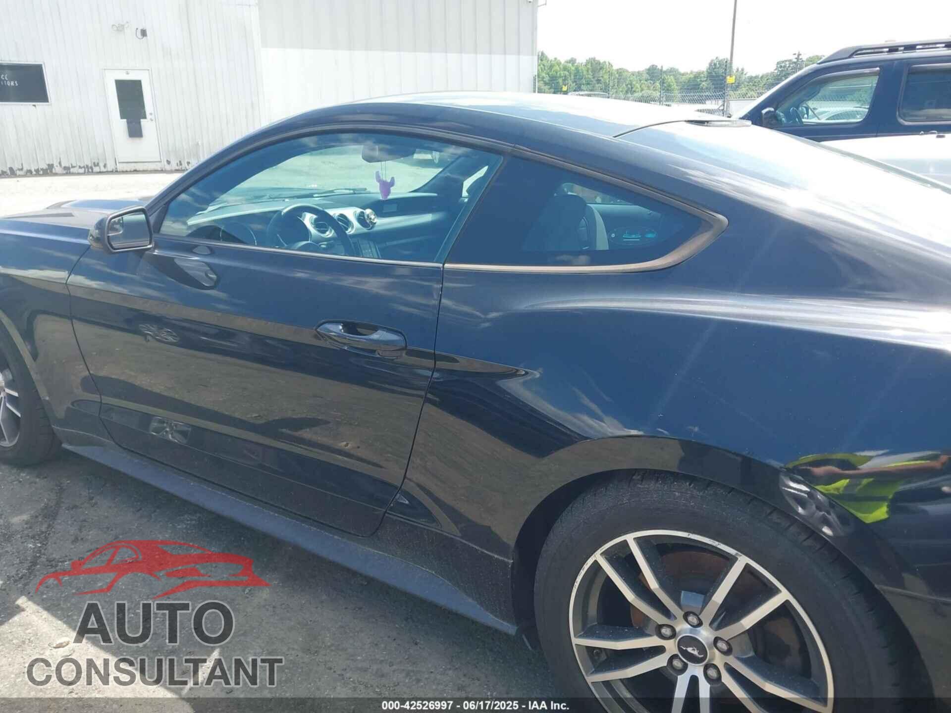 FORD MUSTANG 2016 - 1FA6P8TH8G5244861