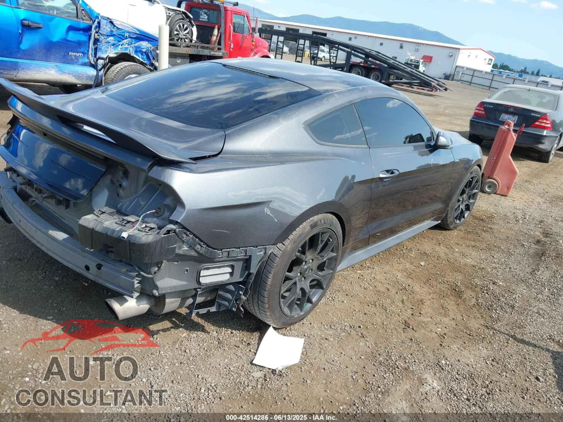 FORD MUSTANG 2018 - 1FA6P8TH7J5160134