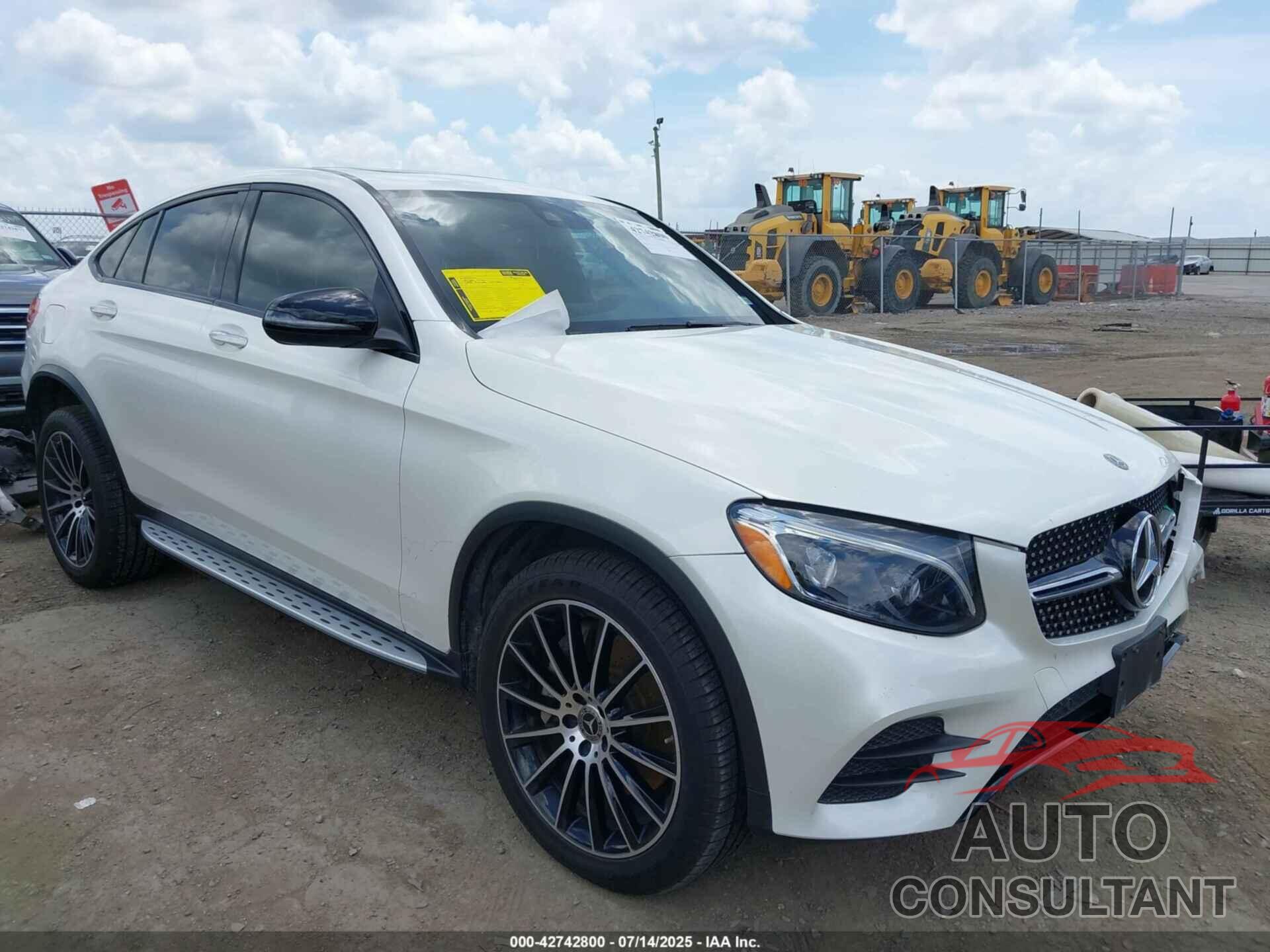 MERCEDES-BENZ GLC 300 COUPE 2018 - WDC0J4KB7JF465161