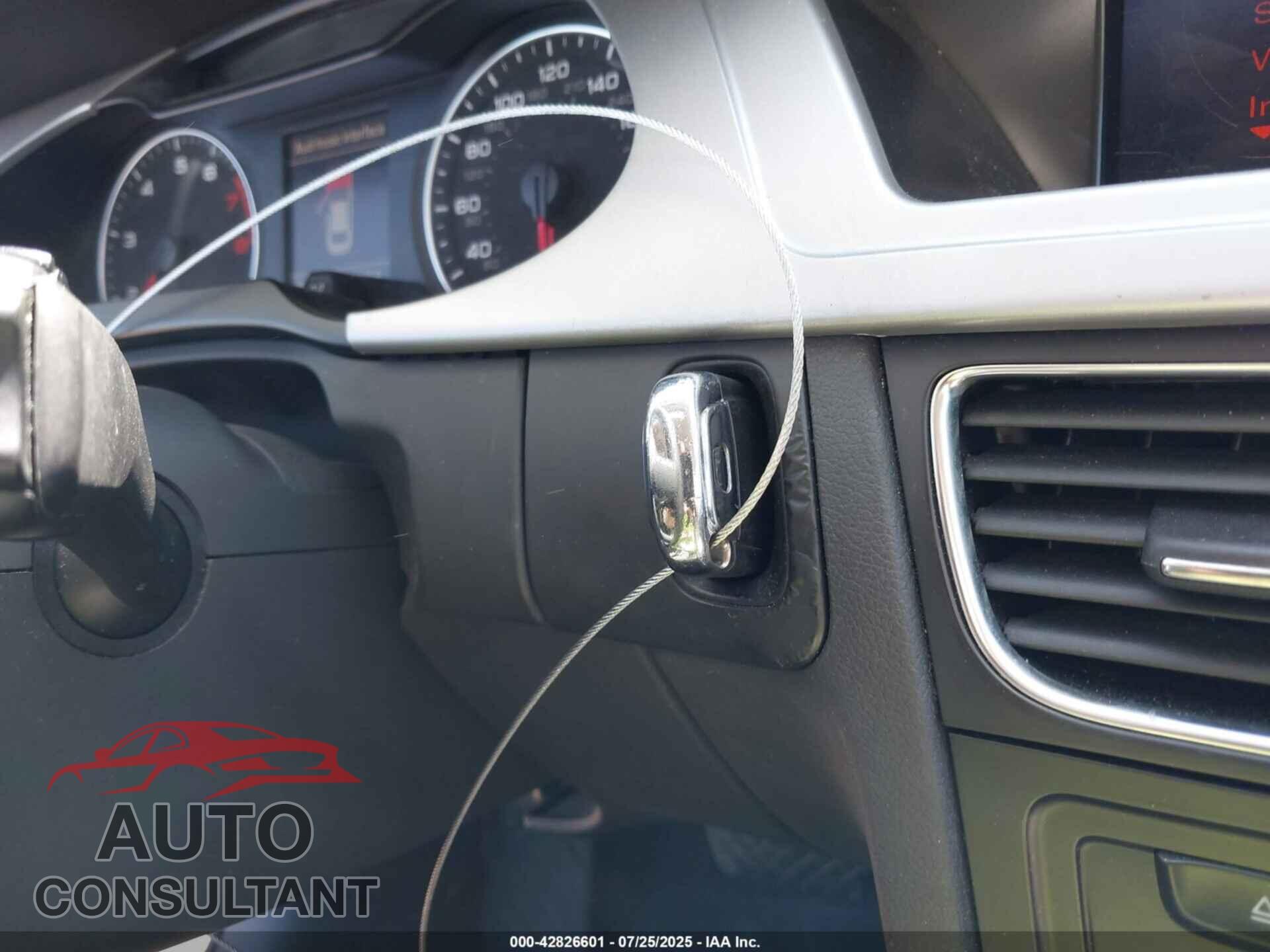 AUDI A4 2011 - WAUEFAFLXBN050161
