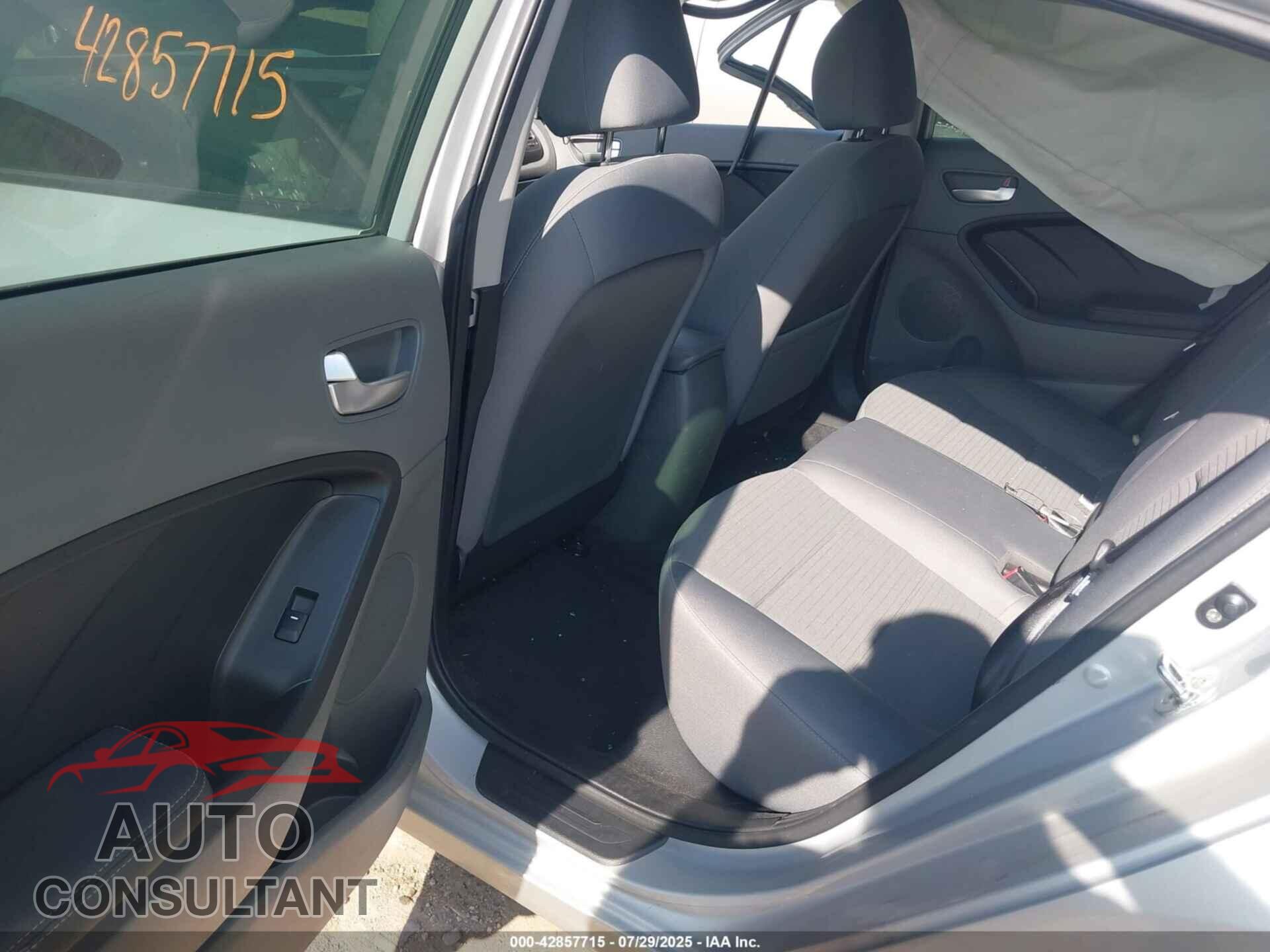 KIA FORTE 2017 - 3KPFL4A73HE107826