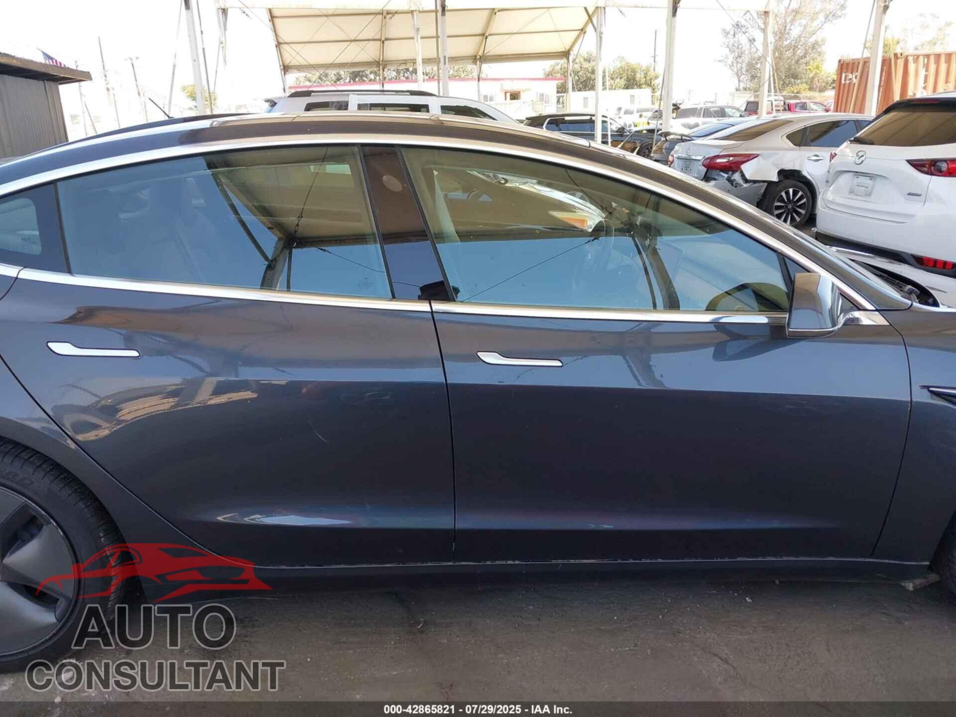 TESLA MODEL 3 2018 - 5YJ3E1EA6JF101553