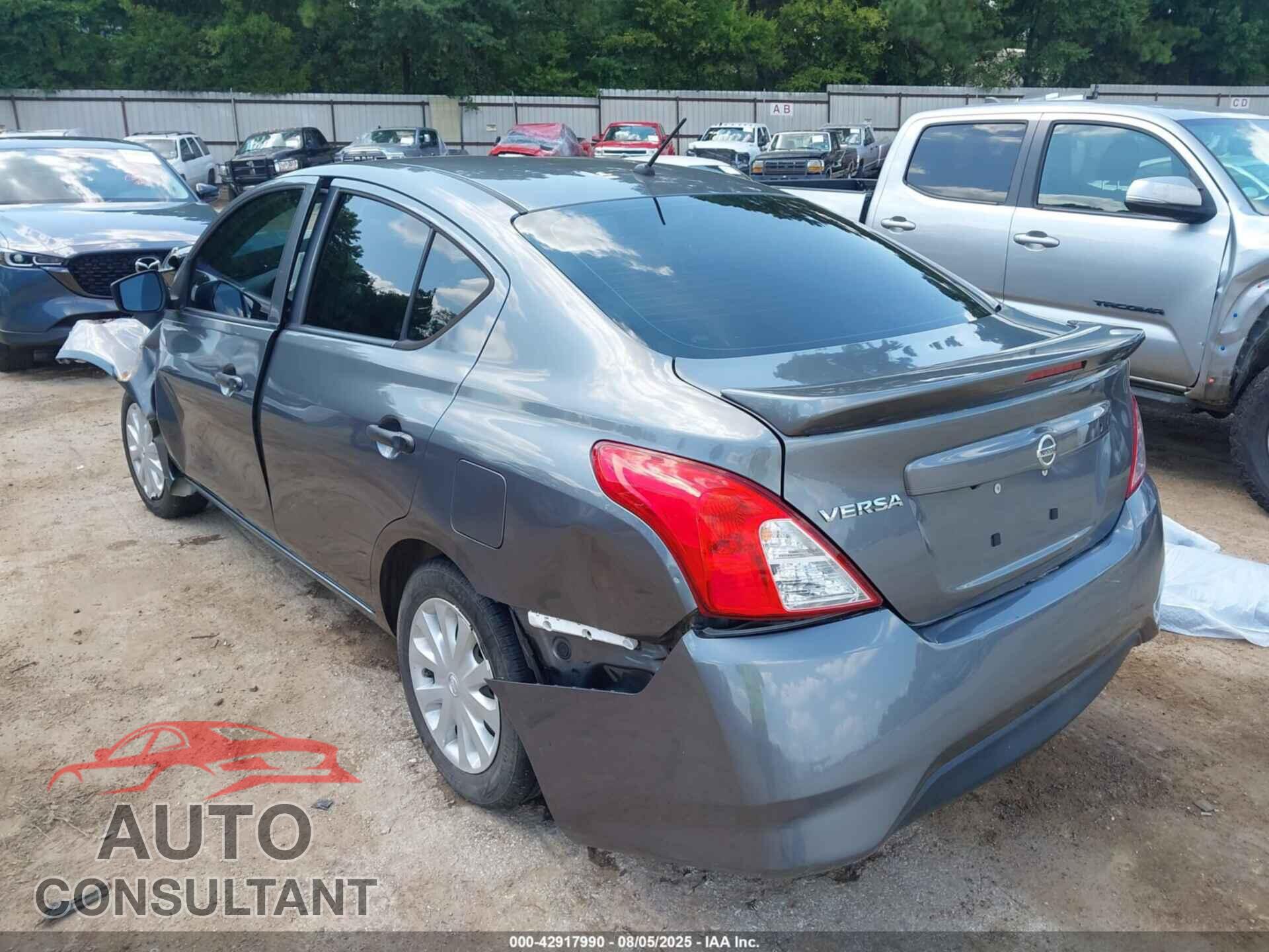 NISSAN VERSA 2019 - 3N1CN7AP3KL820312