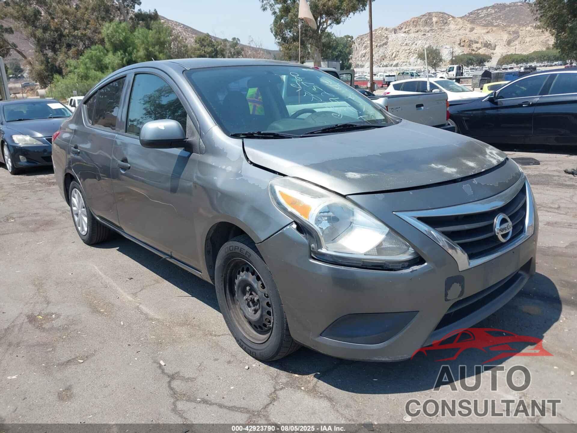 NISSAN VERSA 2016 - 3N1CN7AP2GL881075