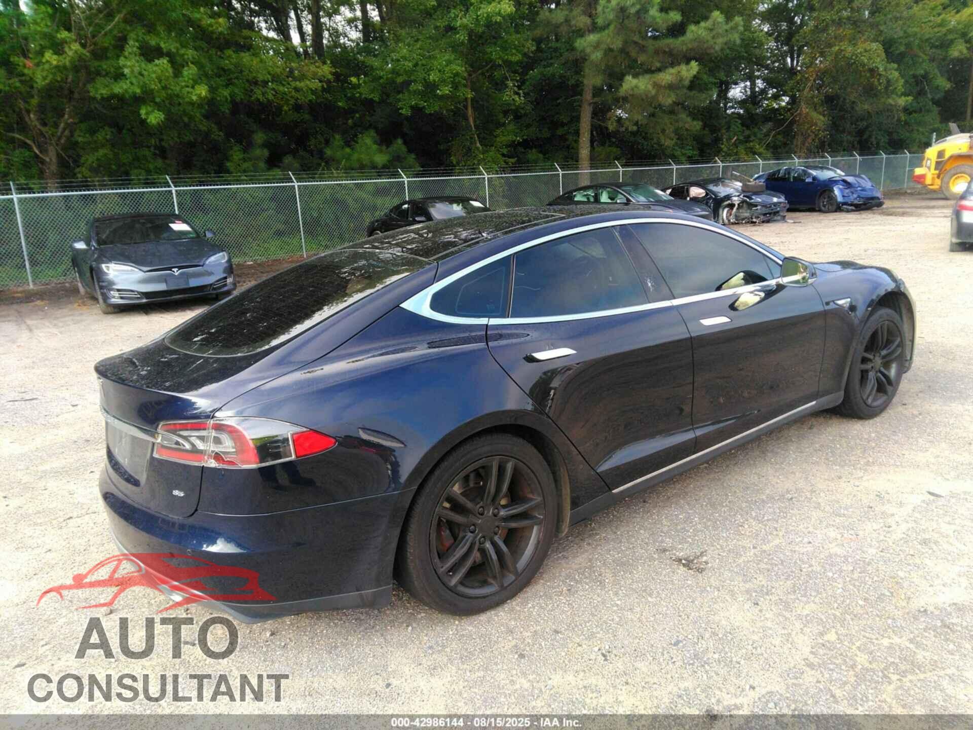 TESLA MODEL S 2013 - 5YJSA1CN6DFP26150