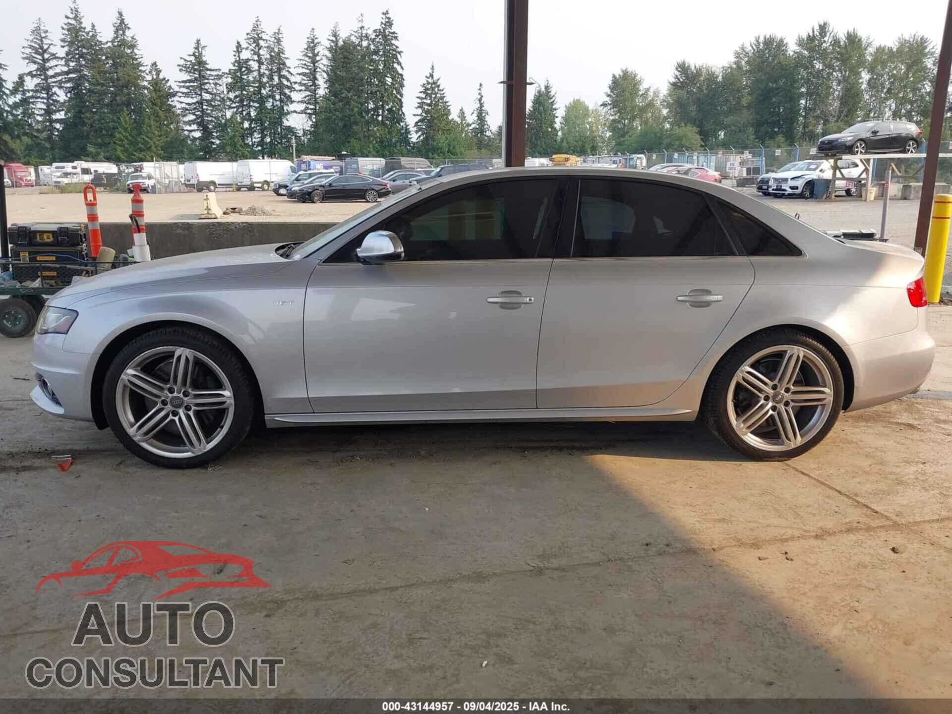 AUDI S4 2010 - WAUKGAFL7AA168917