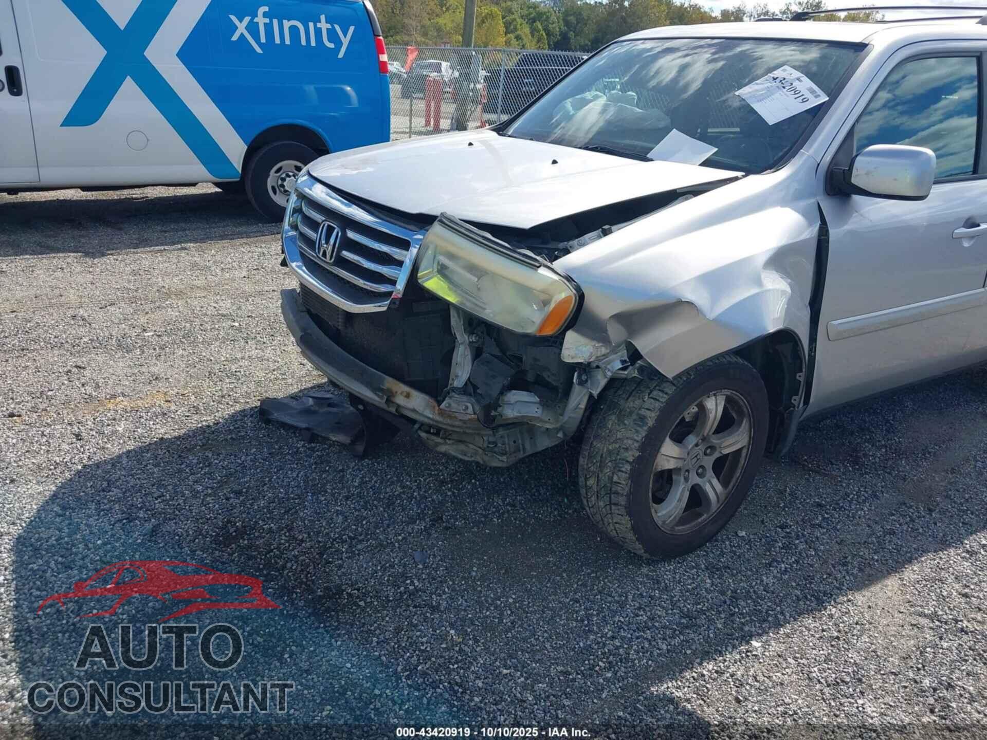 HONDA PILOT 2013 - 5FNYF4H51DB060384