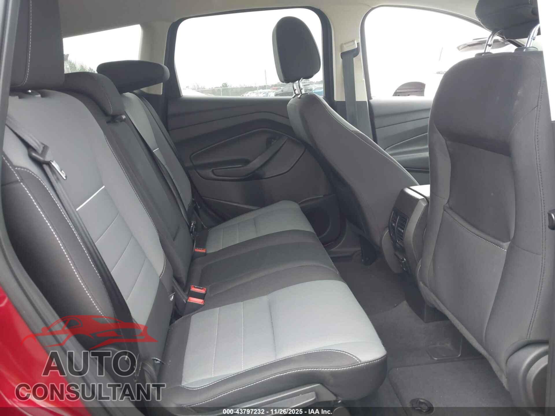 FORD ESCAPE 2013 - 1FMCU0G98DUD15483