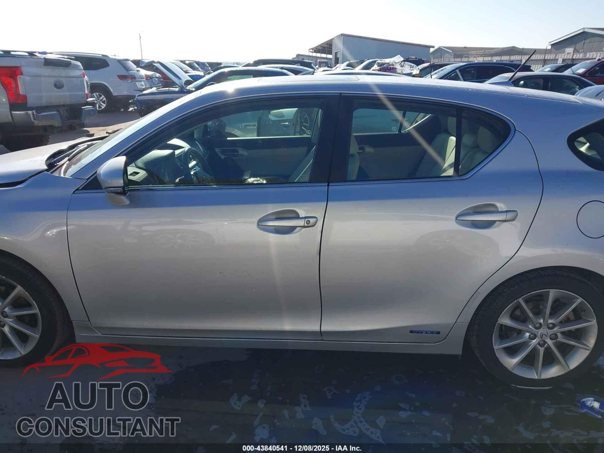 LEXUS CT 200H 2012 - JTHKD5BH7C2115473