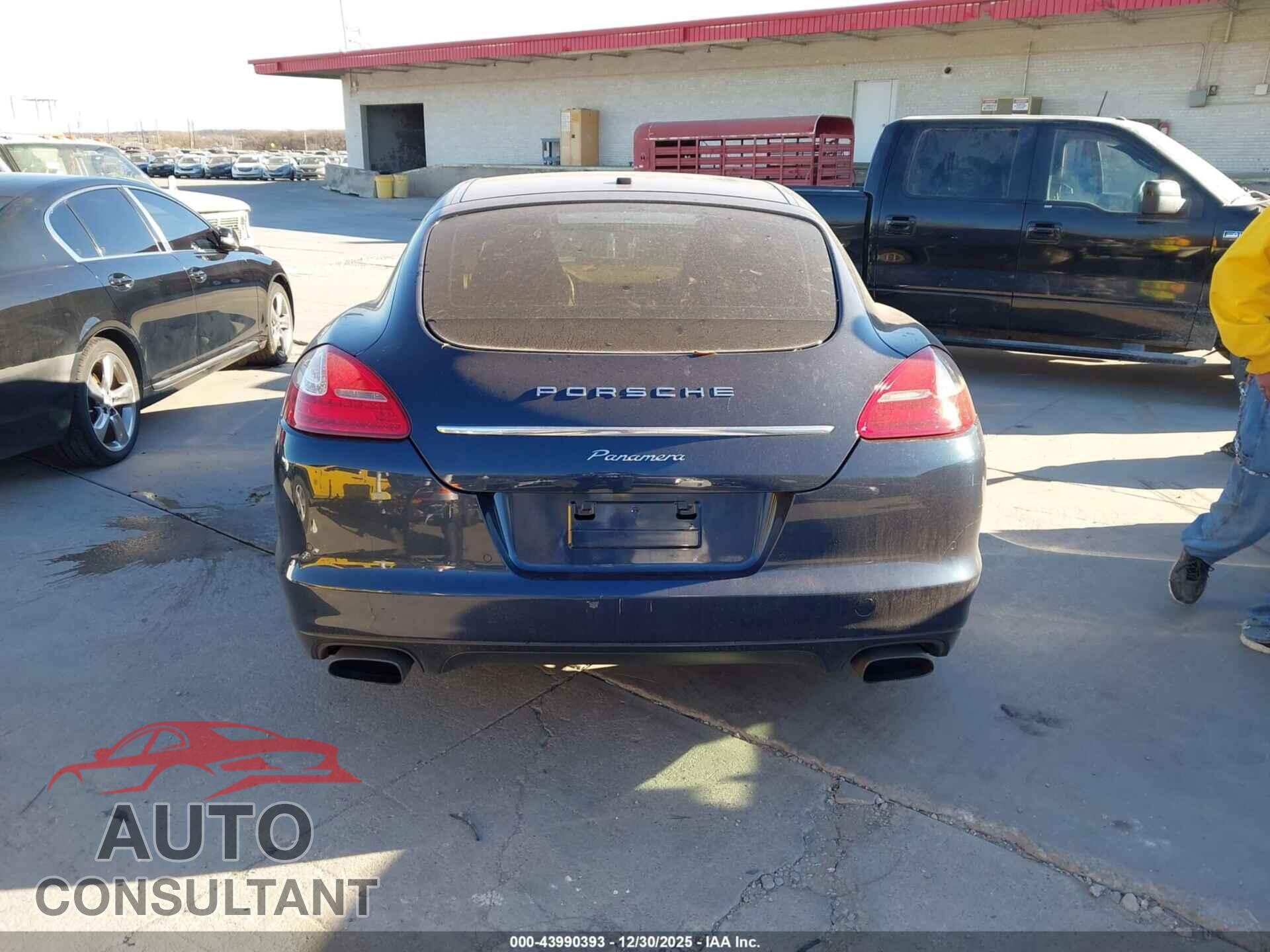 PORSCHE PANAMERA 2011 - WP0AA2A7XBL013400