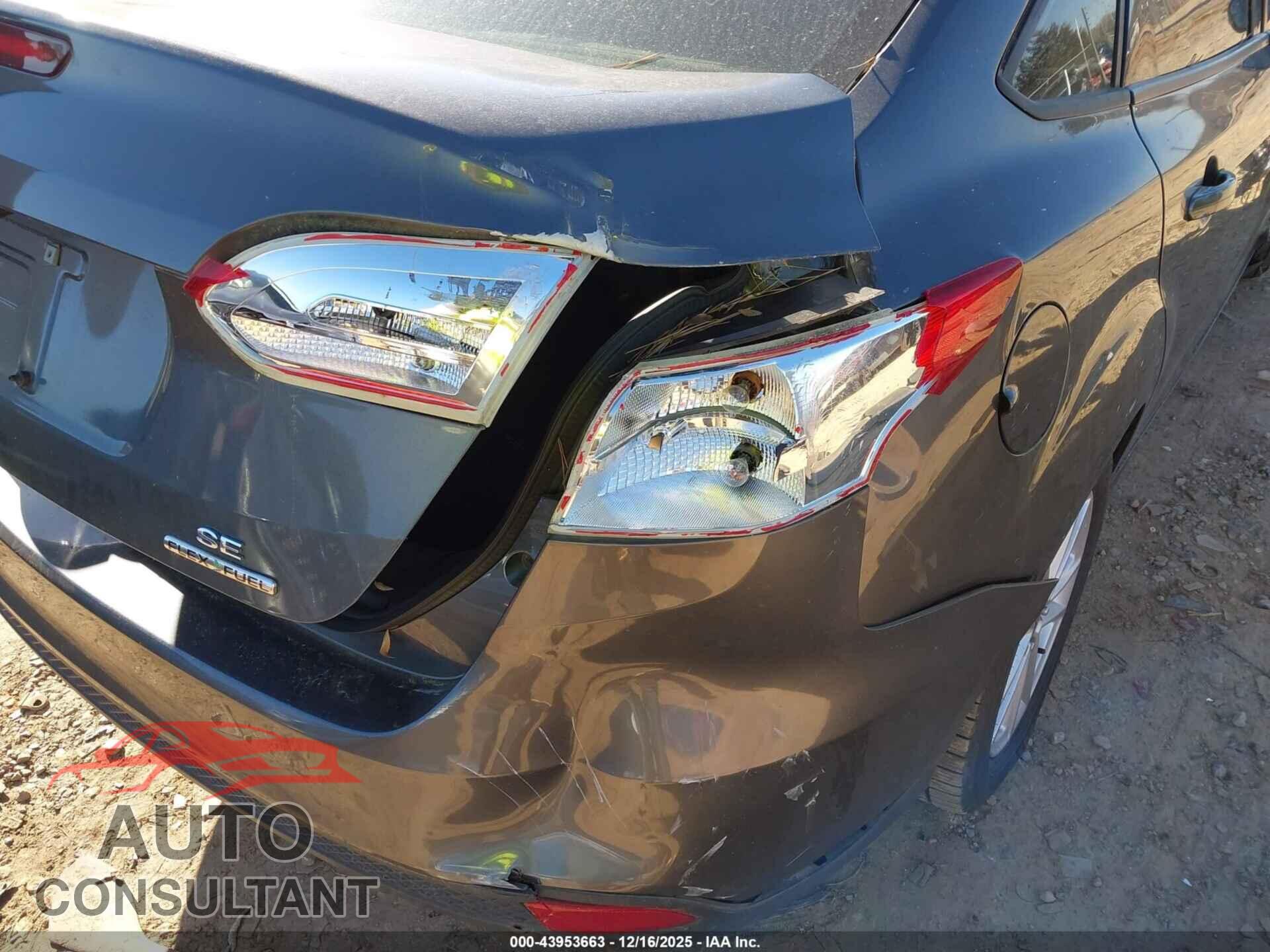 FORD FOCUS 2015 - 1FADP3F22FL273459